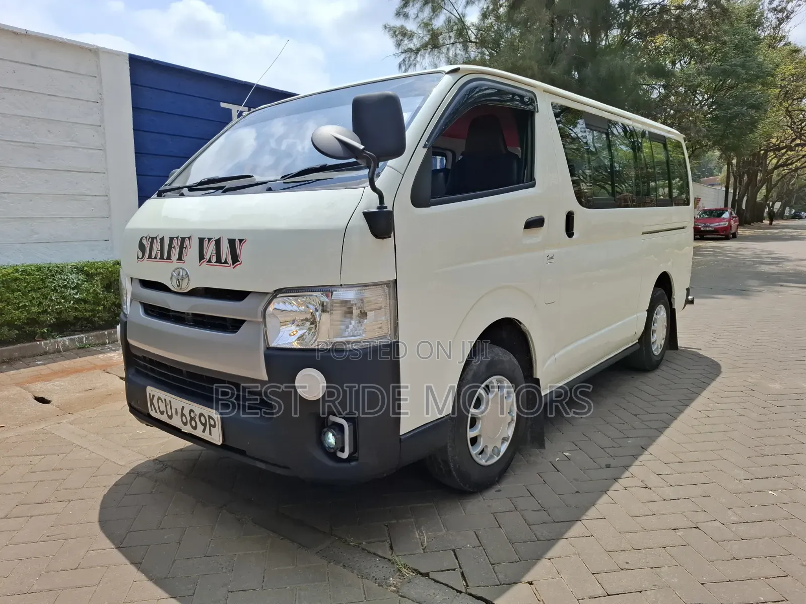 Toyota HiAce 2012 White