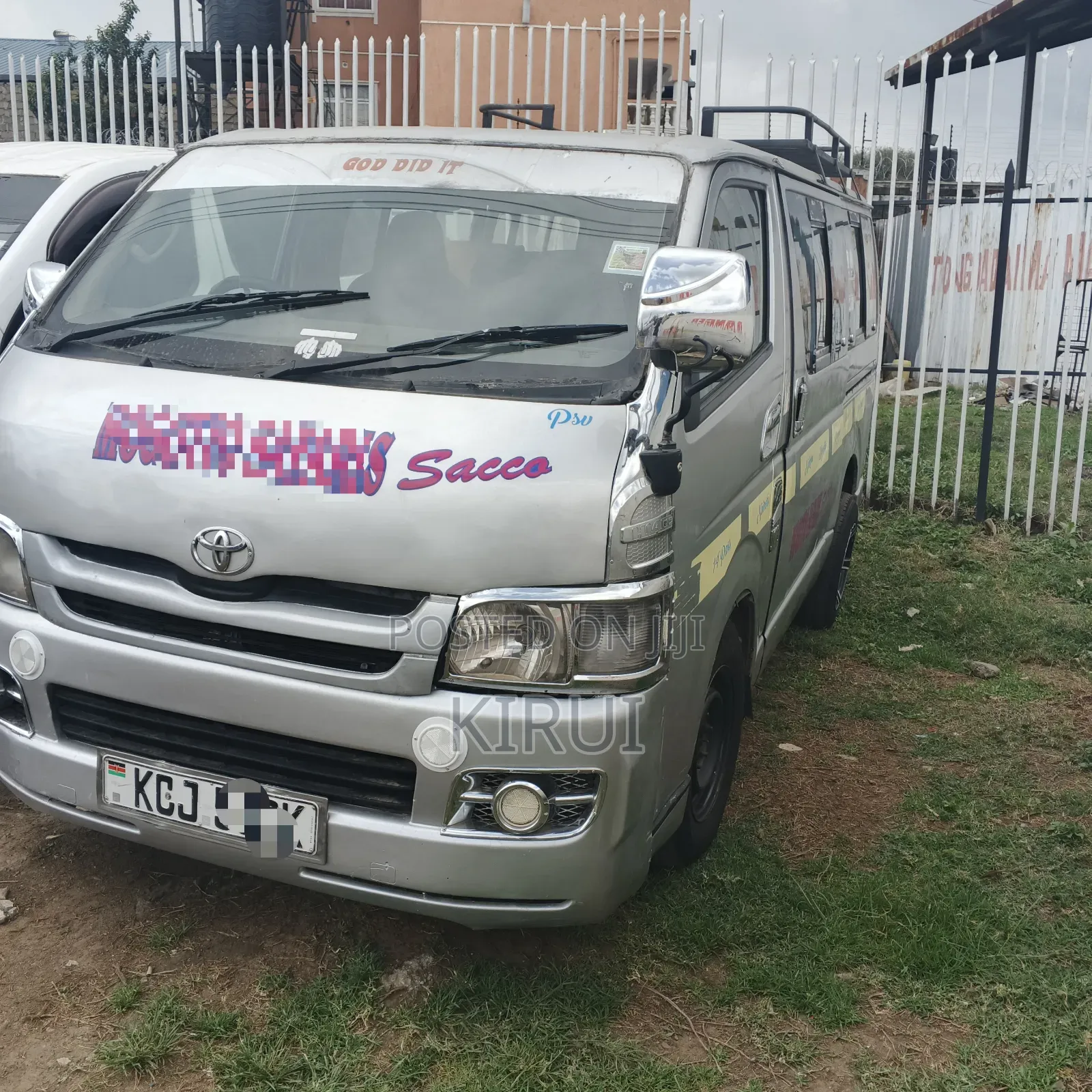 Toyota HiAce 2010