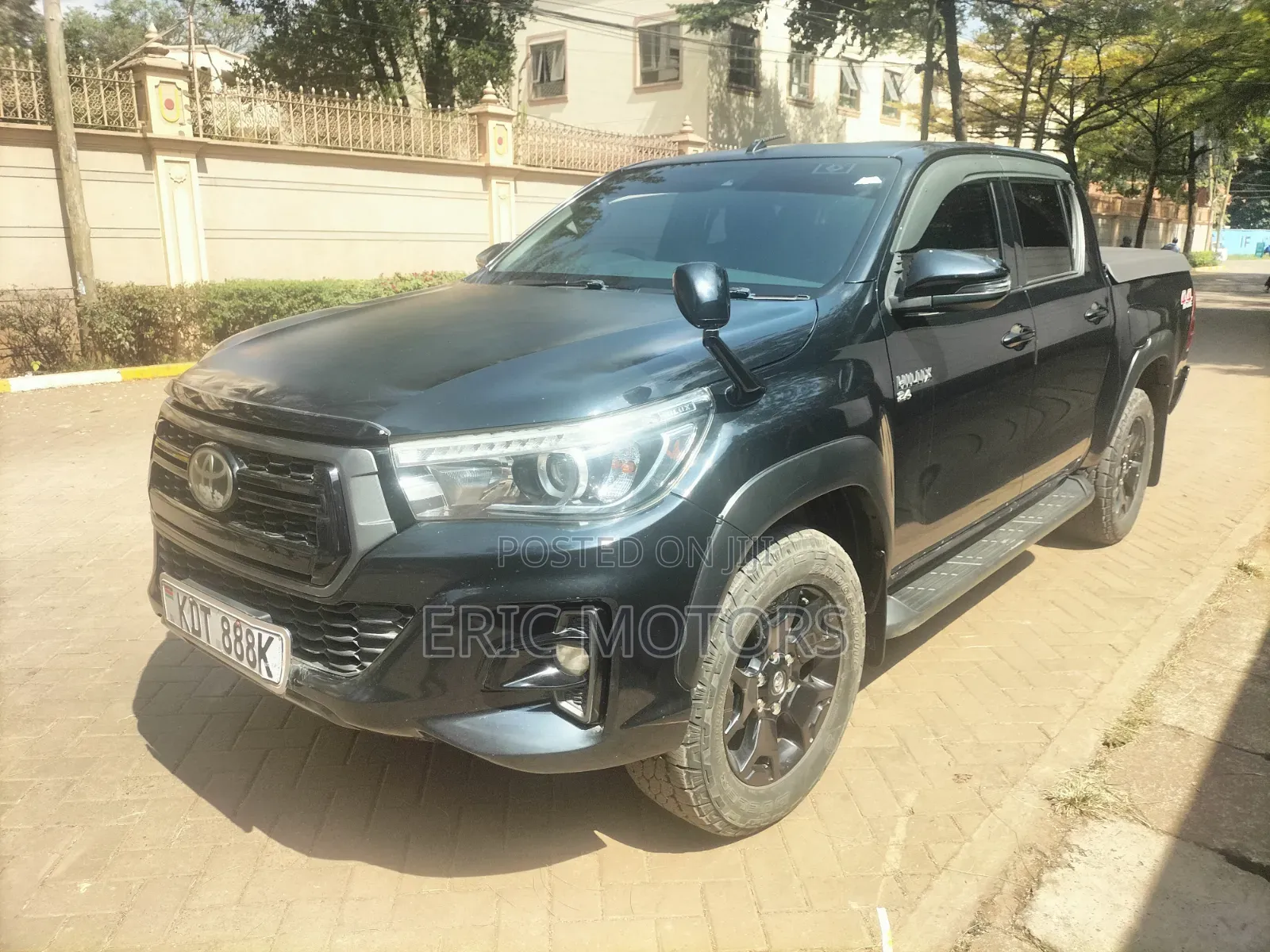 Toyota Hilux 2019 Black