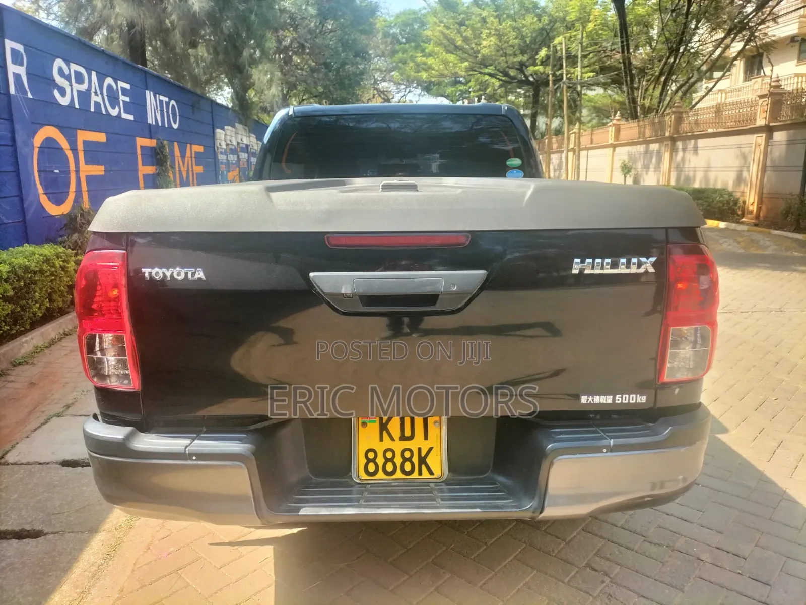 Toyota Hilux 2019 Black