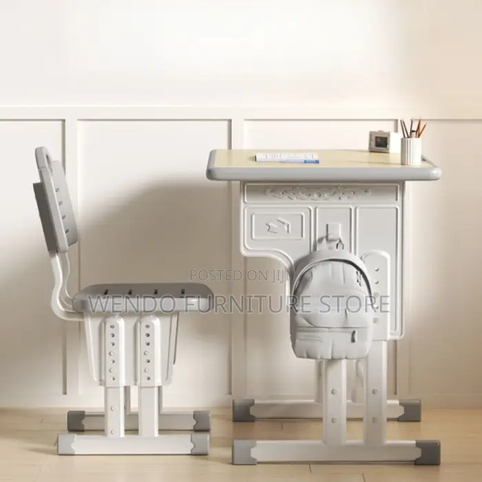 Kids Set : Height-Adjustable Children's Desk and Chair Combo Set.