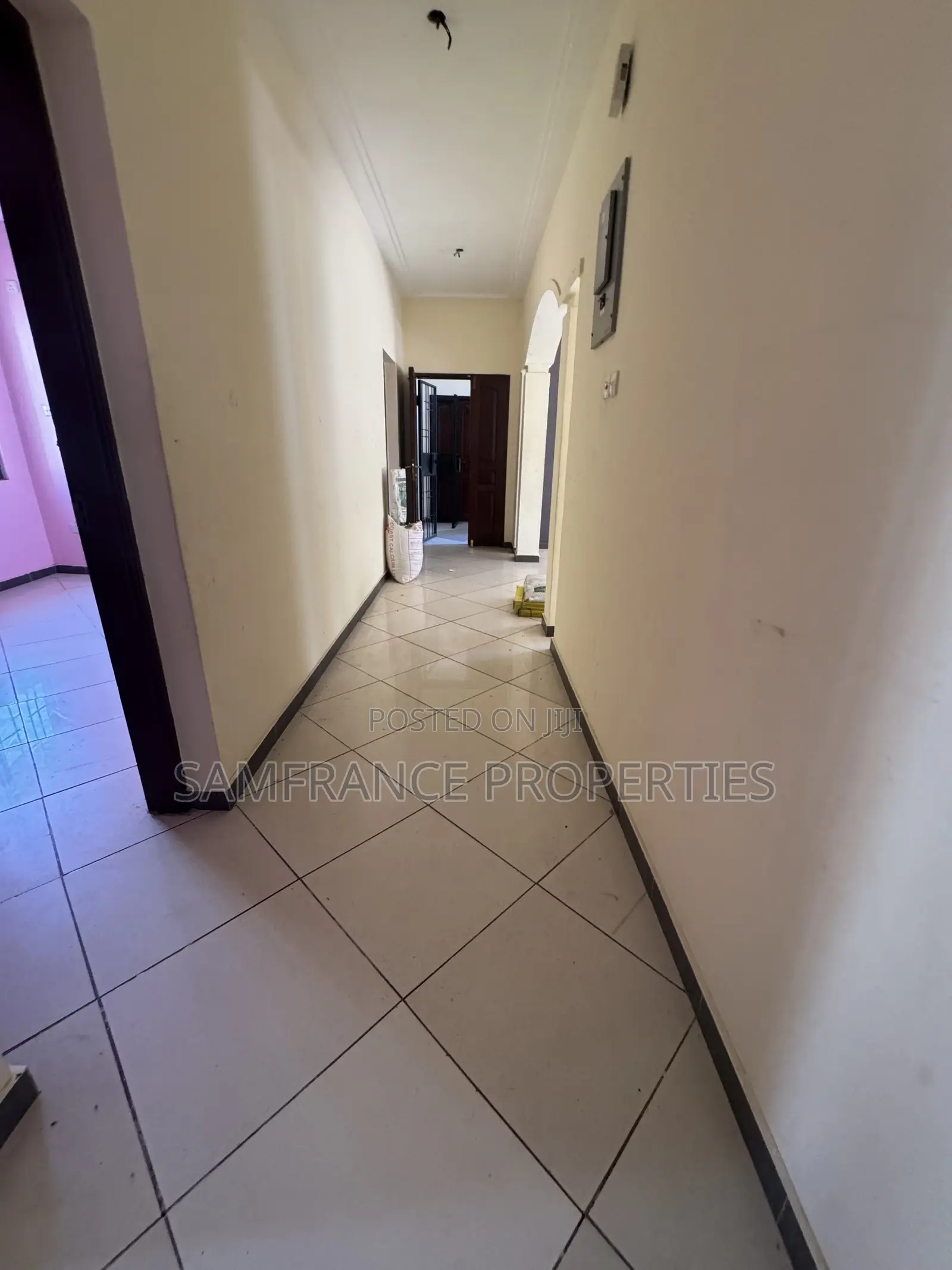 3bdrm Apartment in Citymall, Nyali for rent