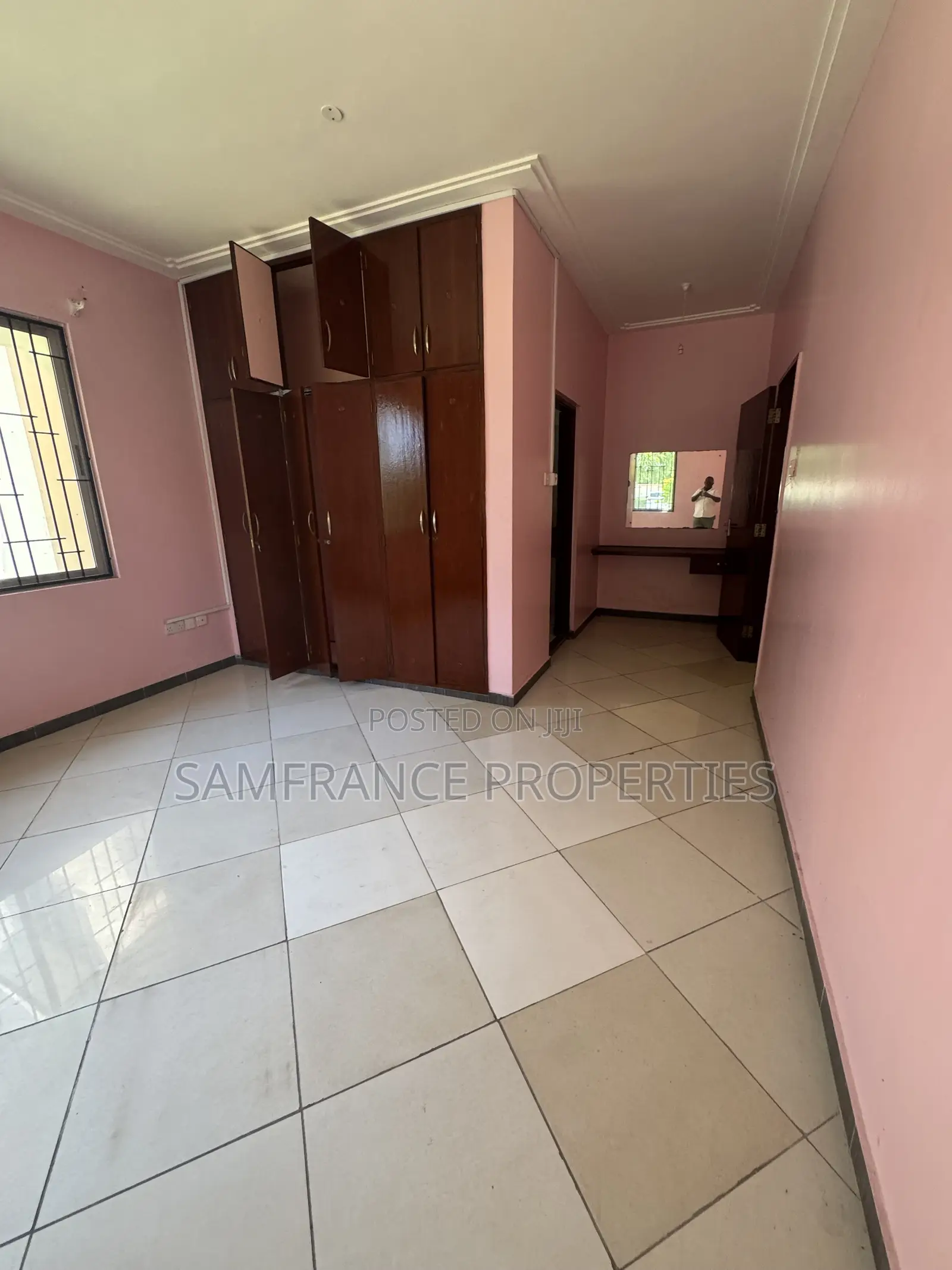3bdrm Apartment in Citymall, Nyali for rent
