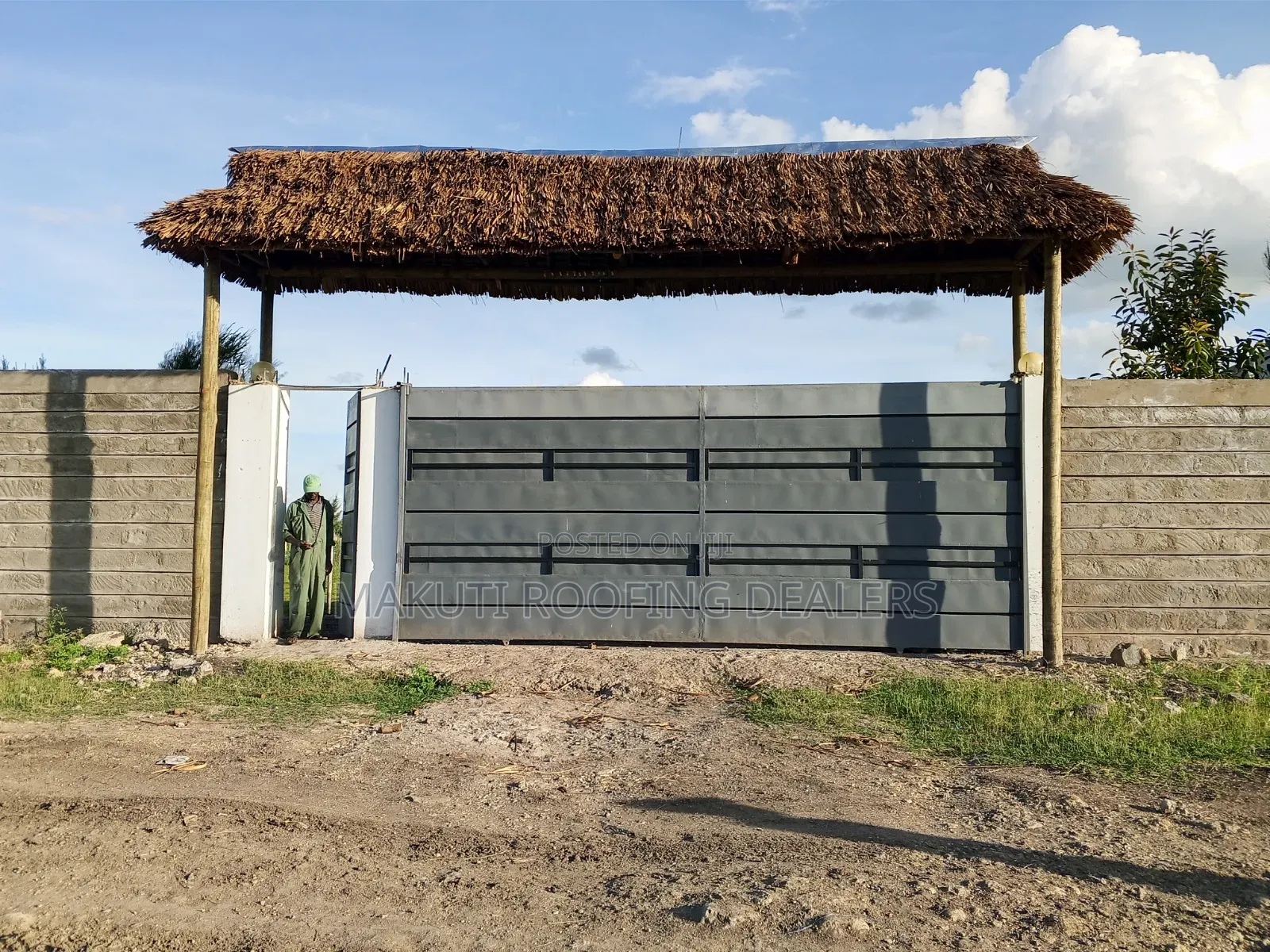 Makuti Gate and Entrance Roofing Dealers