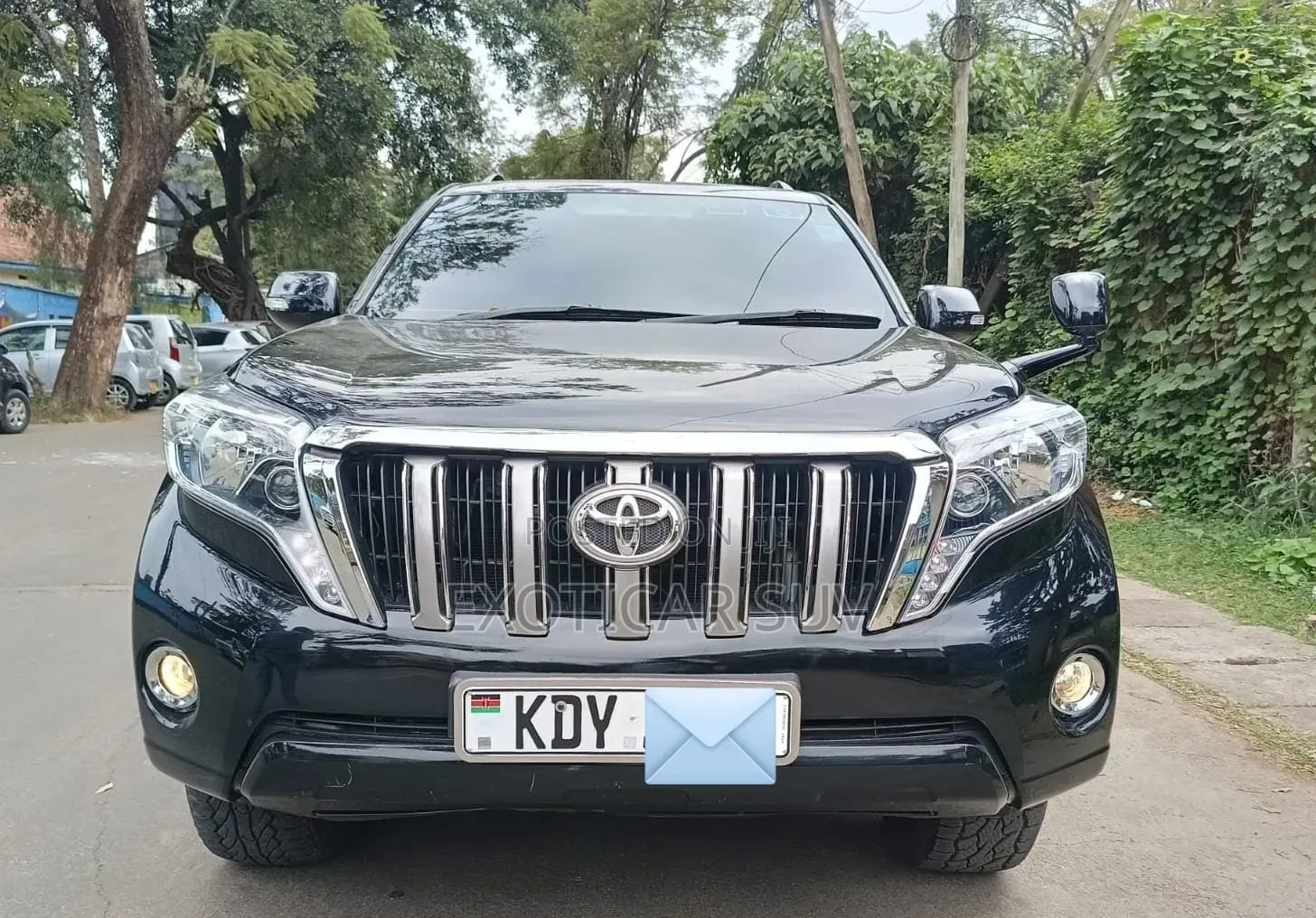 Toyota Land Cruiser Prado 2.7 i 2011 Black
