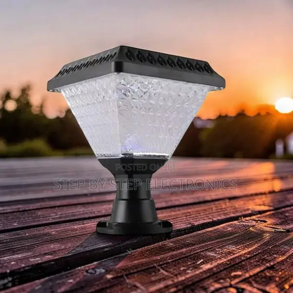 Intelligent Outdoor Led Garden Light Main Gate Post Solar Light Lamp