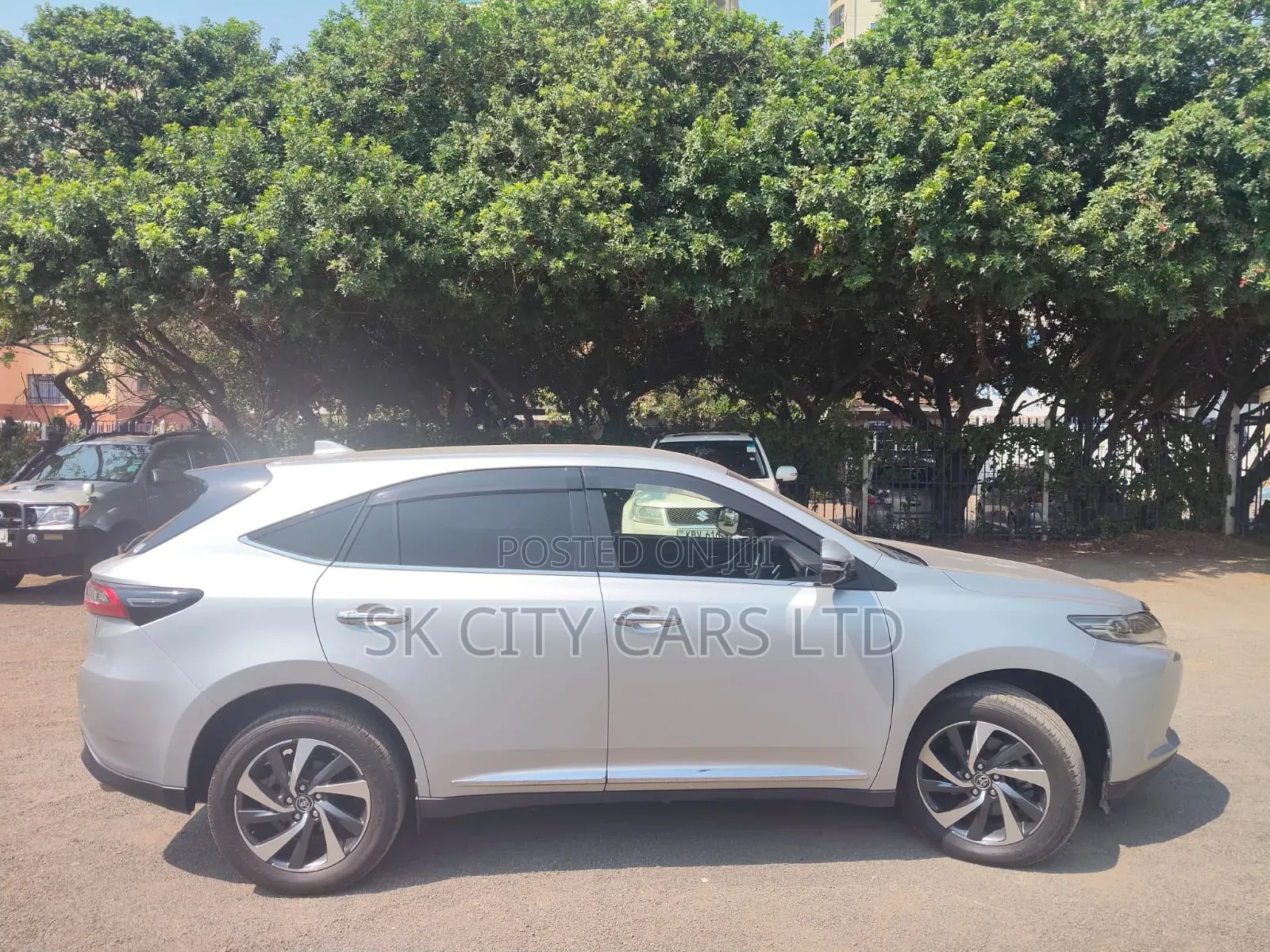 Toyota Harrier 2019 Silver