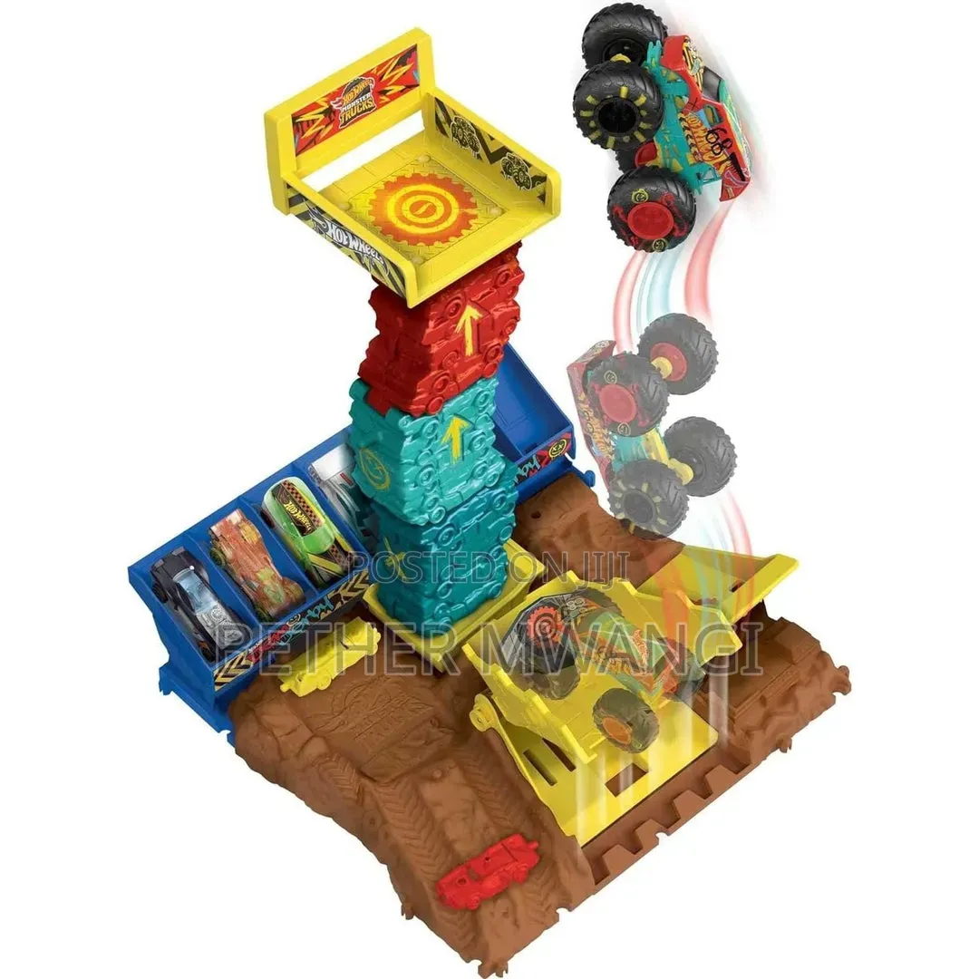 Hot Wheels Monster Trucks Arena Smashers - Car Jump Challenge