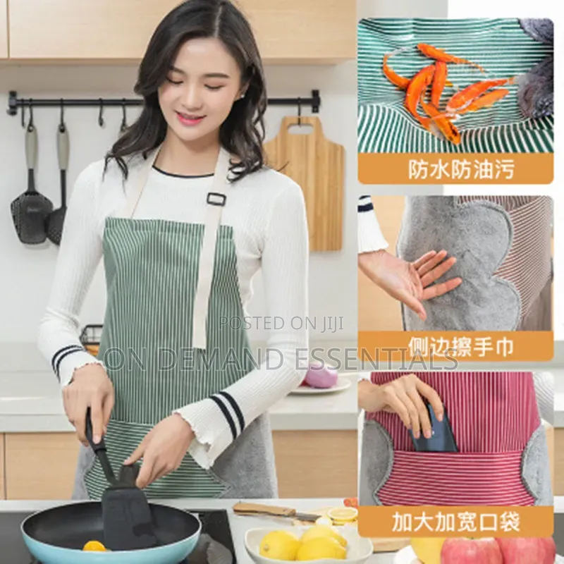 Kitchen Apron With Hand Wipe Pockets