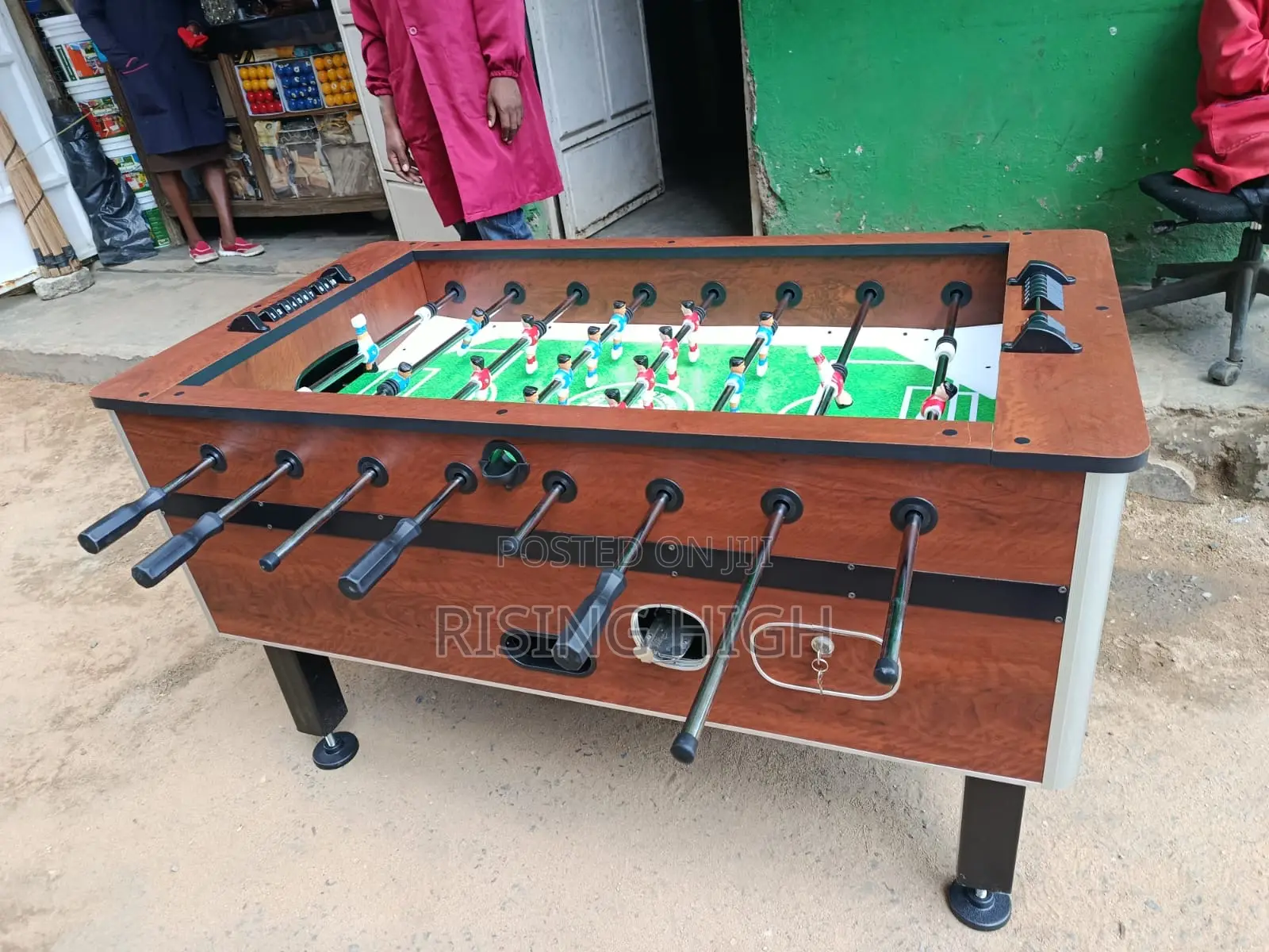 Professional Soccer Table With Handles and Balls/ Token Operated