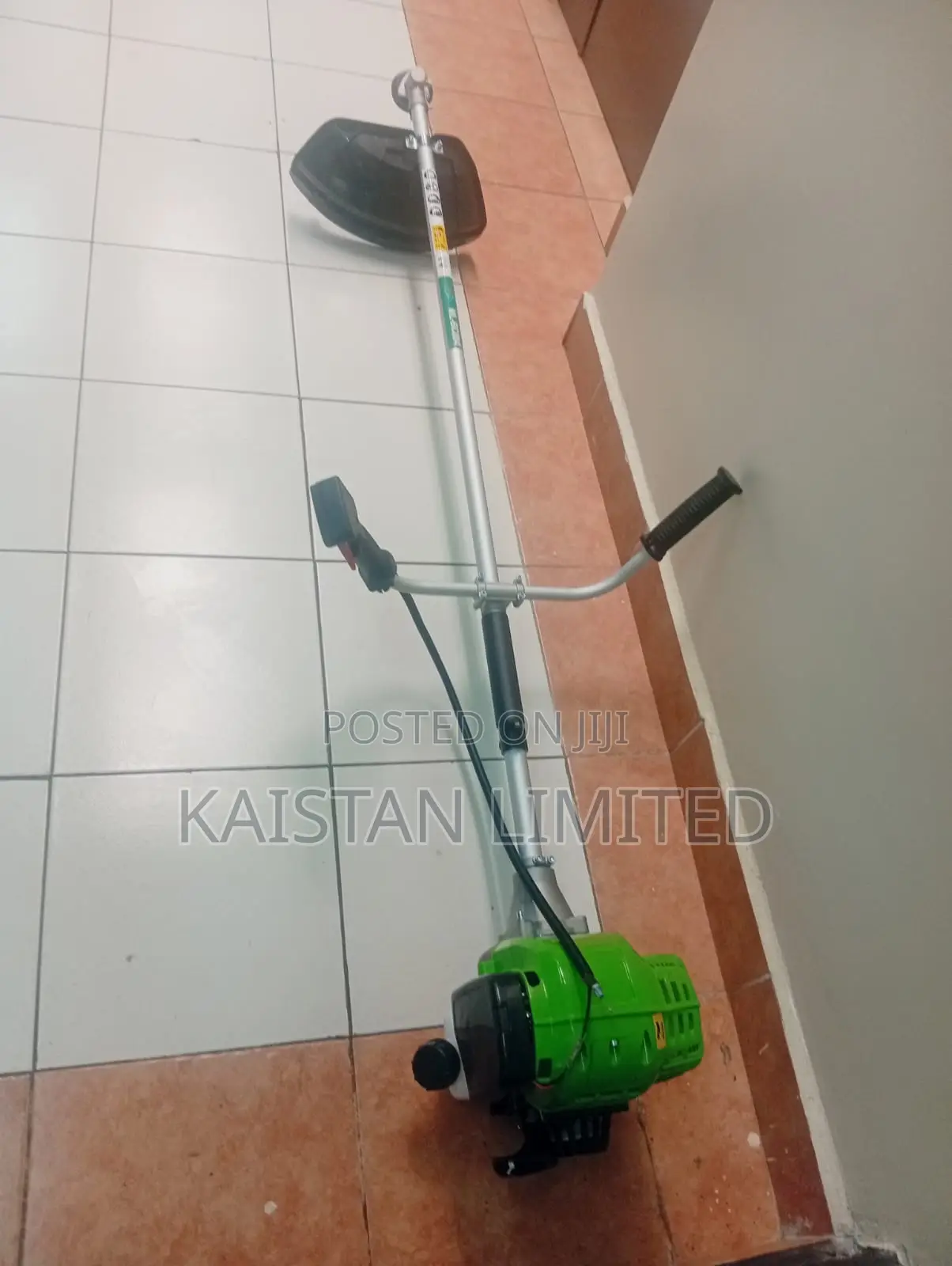 Milano Italia MLBC004 4-Stroke Petrol Grass Cutter Machine