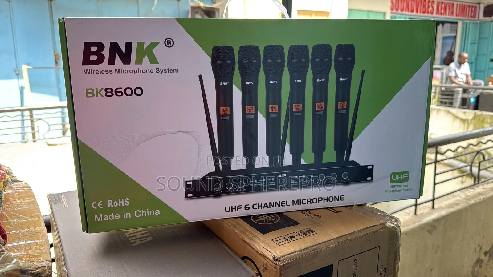 BNK BK 8600 6 in 1 Wireless Microphone