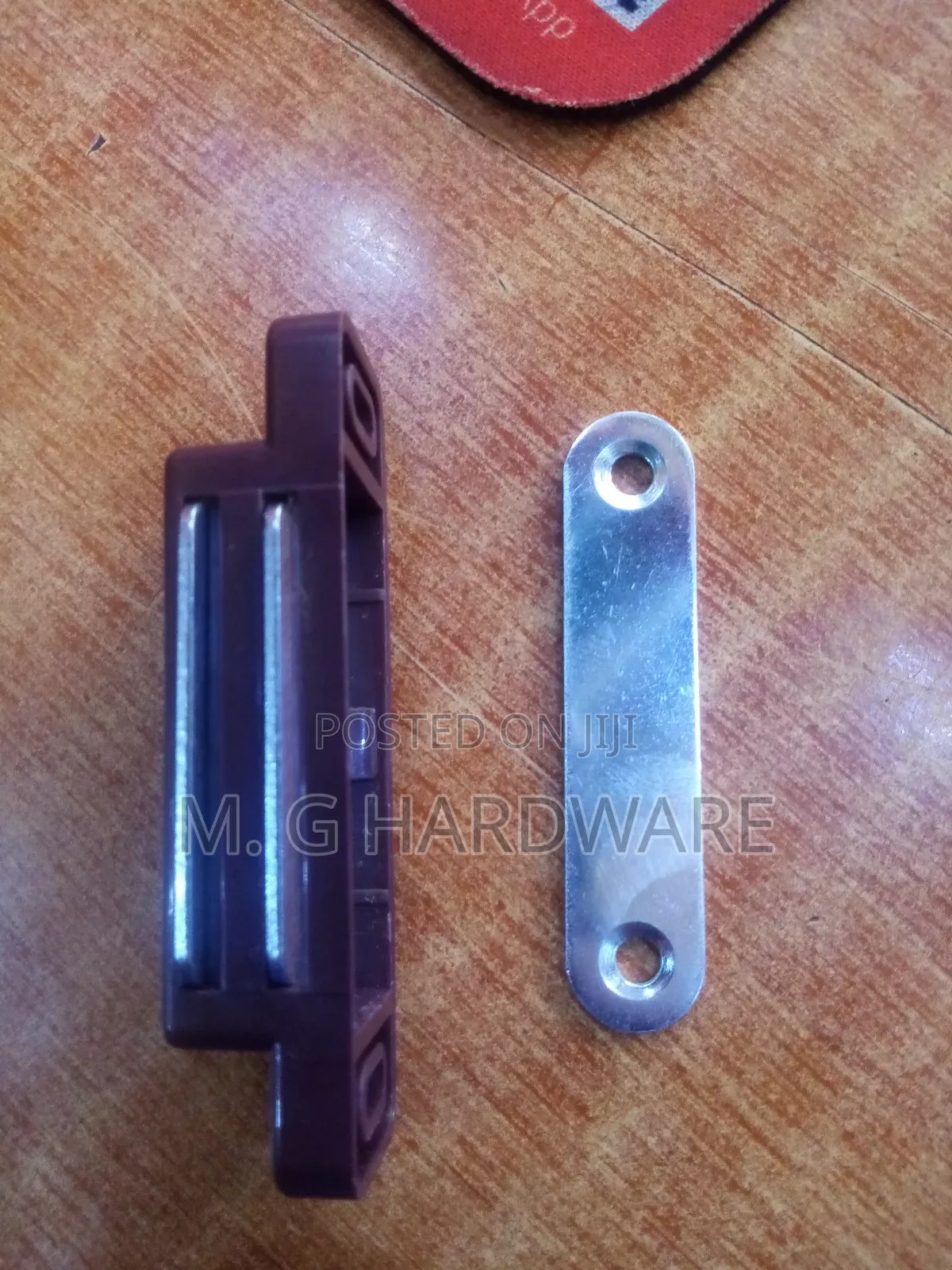 Magnetic Ball Catch