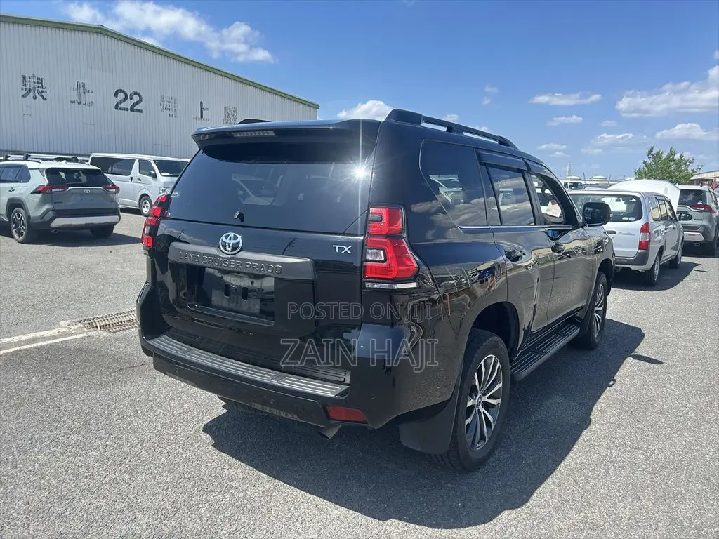 Toyota Land Cruiser Prado 2.7 2019 Black