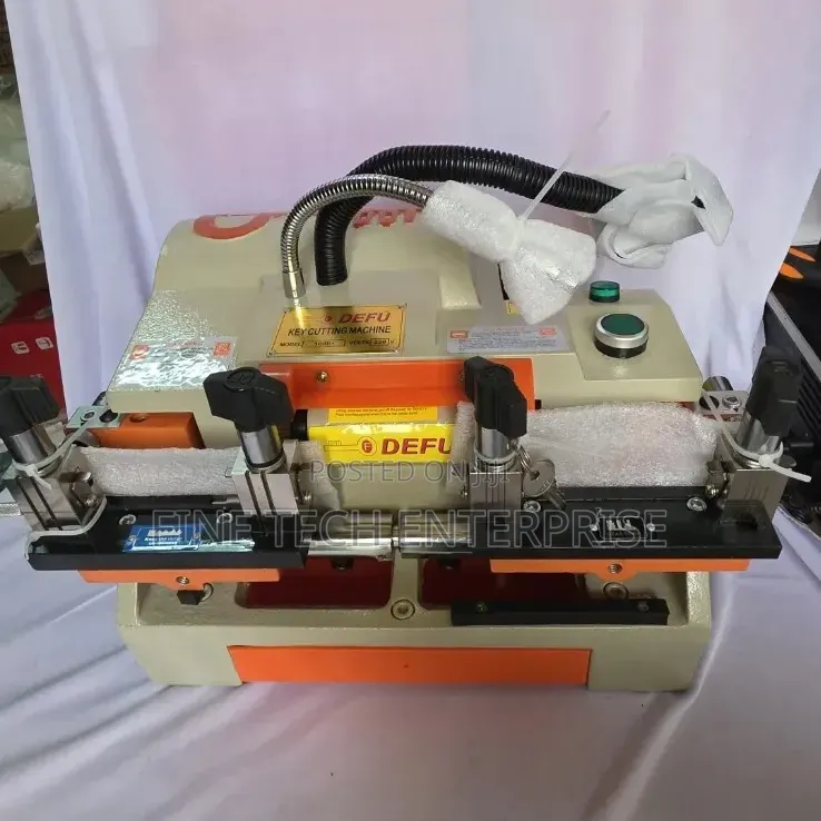 Defu Key Cutting Machine 
100e1