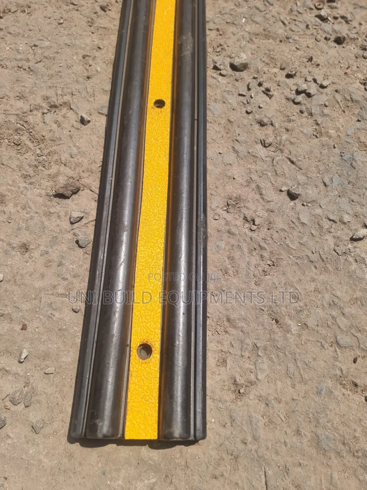 Rubber Docking Bumper for Loading Platforms