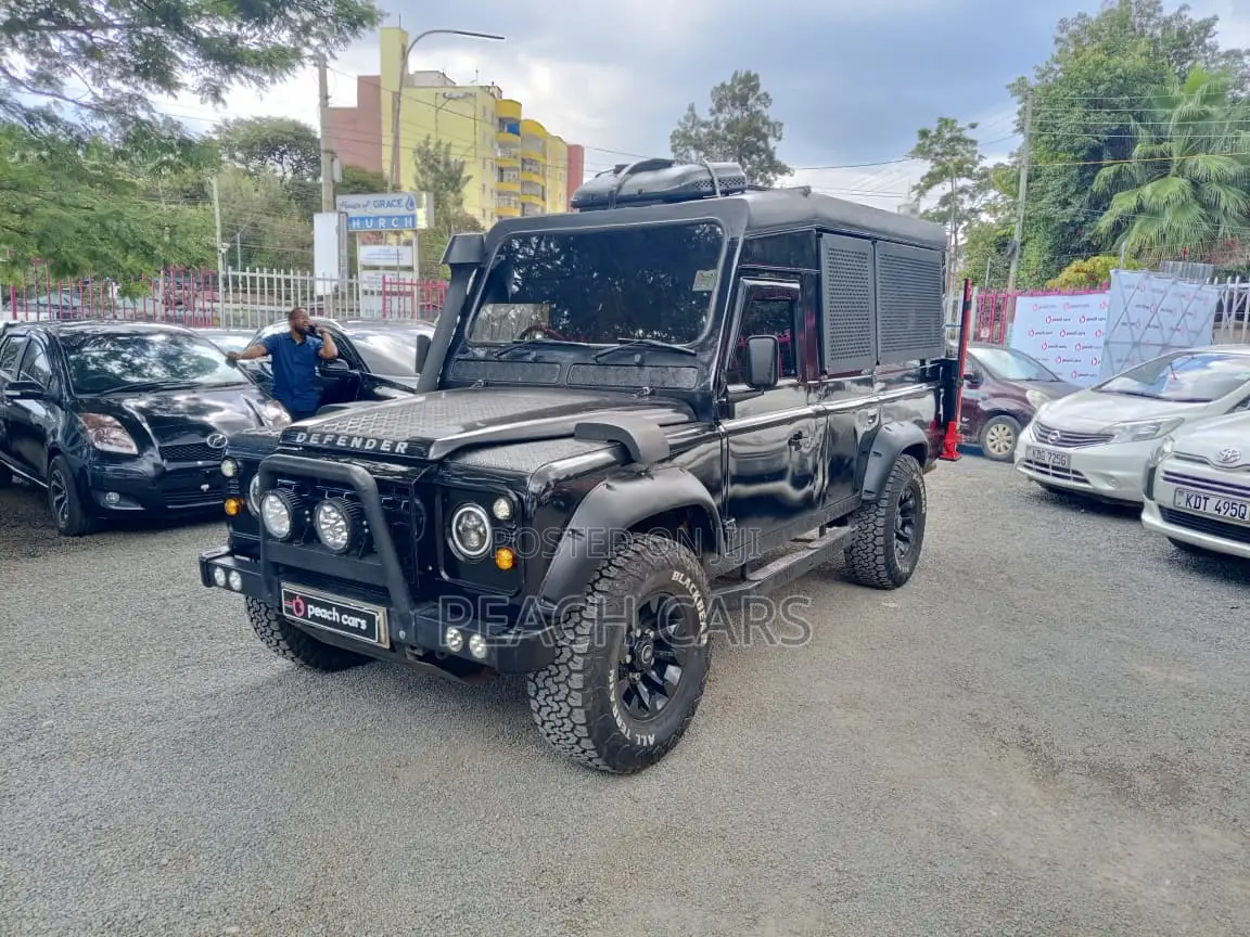 Land Rover Defender 2004 Black