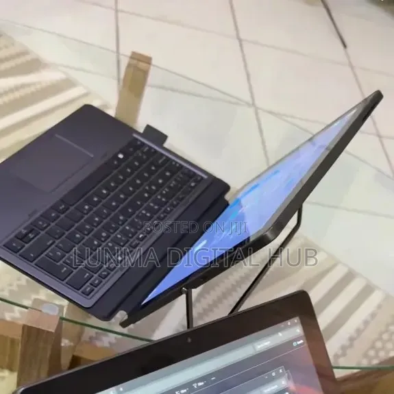 Laptop HP X2 8GB Intel Core i5 SSD 256GB