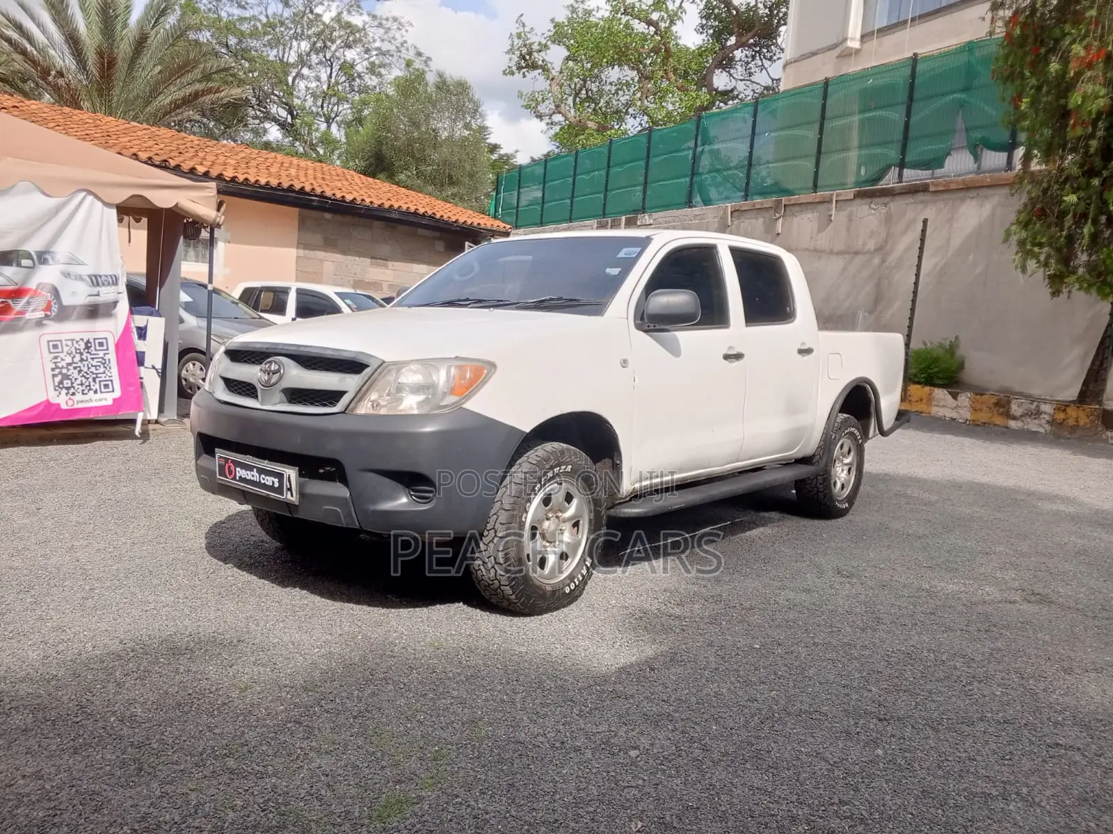 Toyota Hilux 2010 White