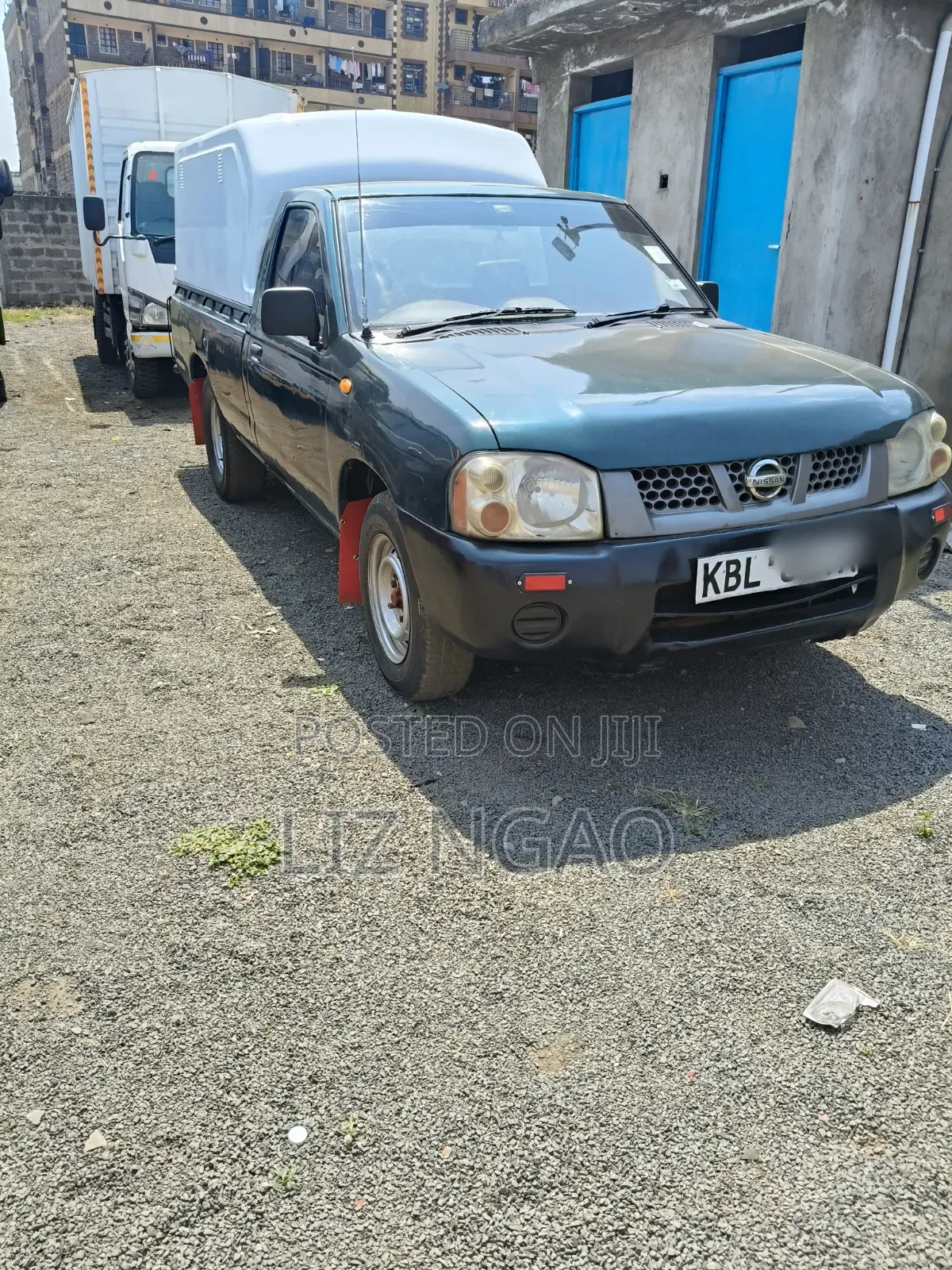 Nissan Hardbody 2010 Green