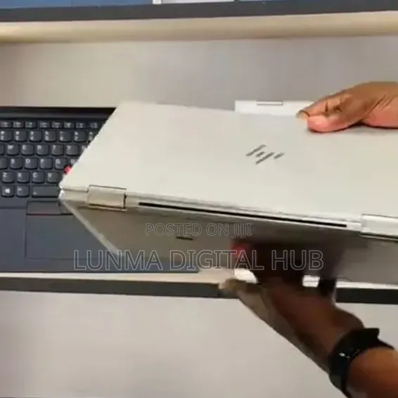 Laptop HP EliteBook 1040 G8 16GB Intel Core i5 SSD 256GB