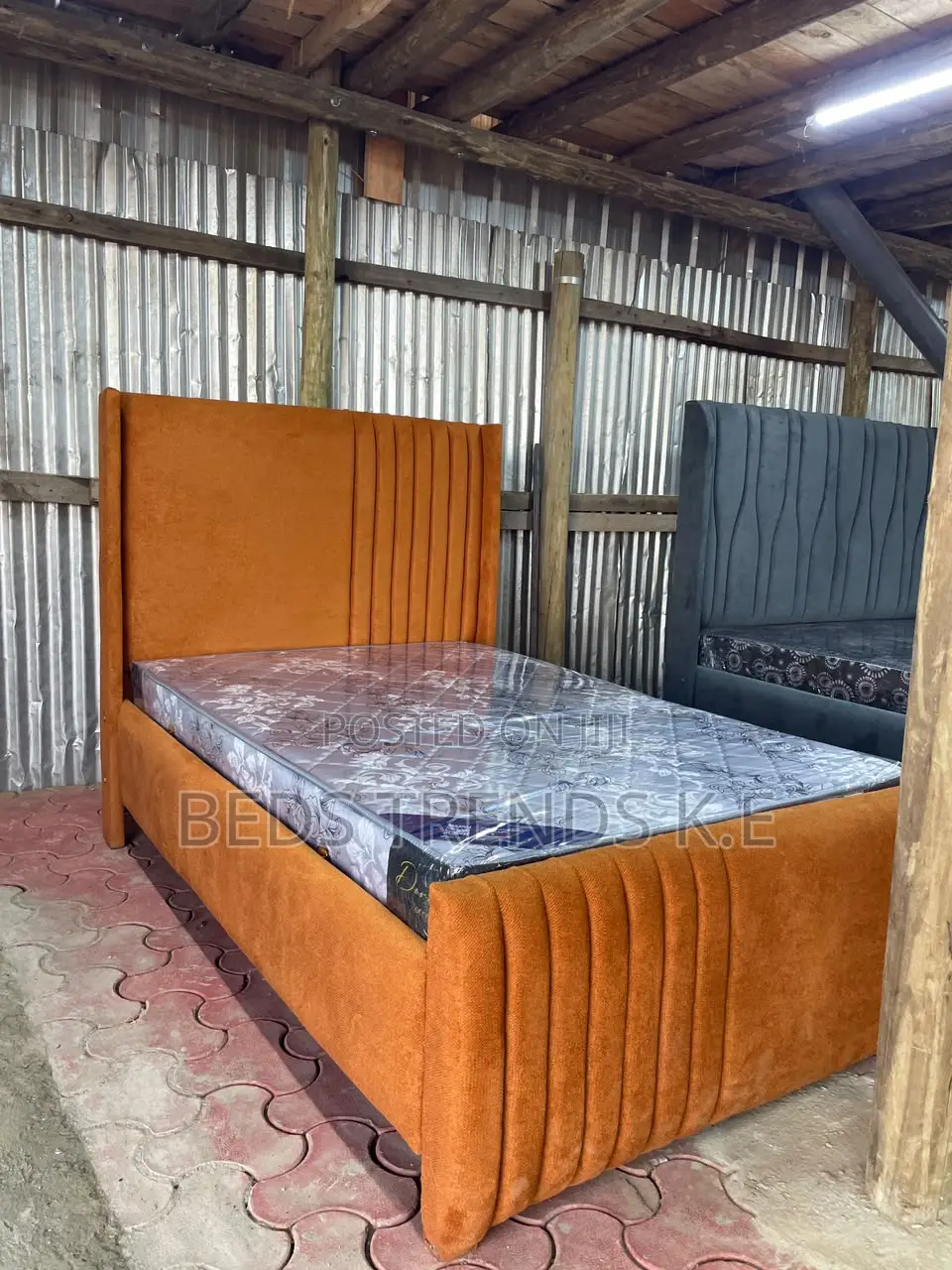 4x6 Chester Bed Orange Upholstery