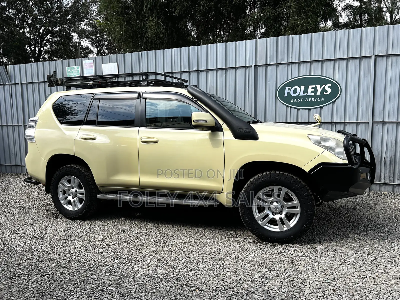 Toyota Land Cruiser Prado 4.0 Petrol TX 2009 Beige