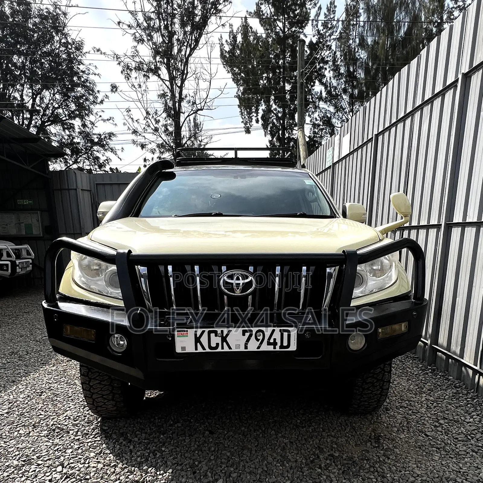 Toyota Land Cruiser Prado 4.0 Petrol TX 2009 Beige