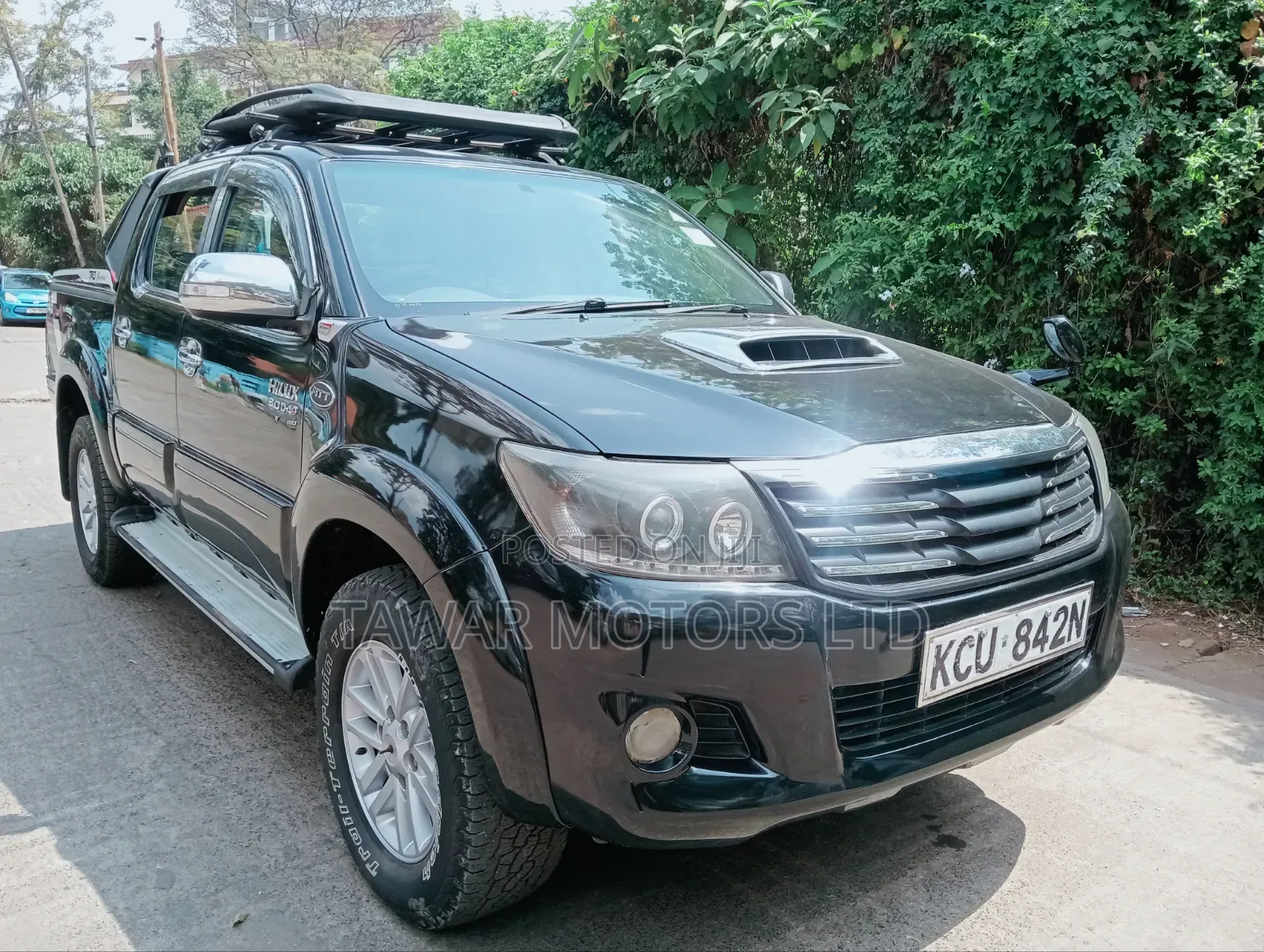 Toyota Hilux 2012 Black