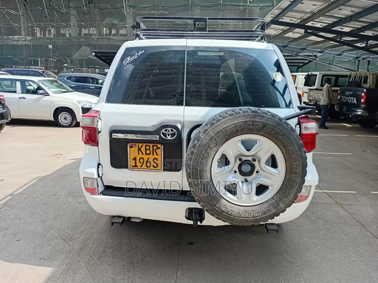 Toyota Land Cruiser 2011 White