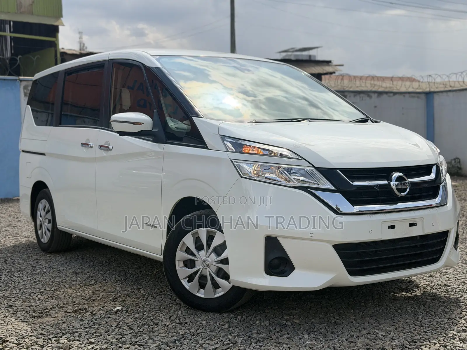 Nissan Serena 2019 White