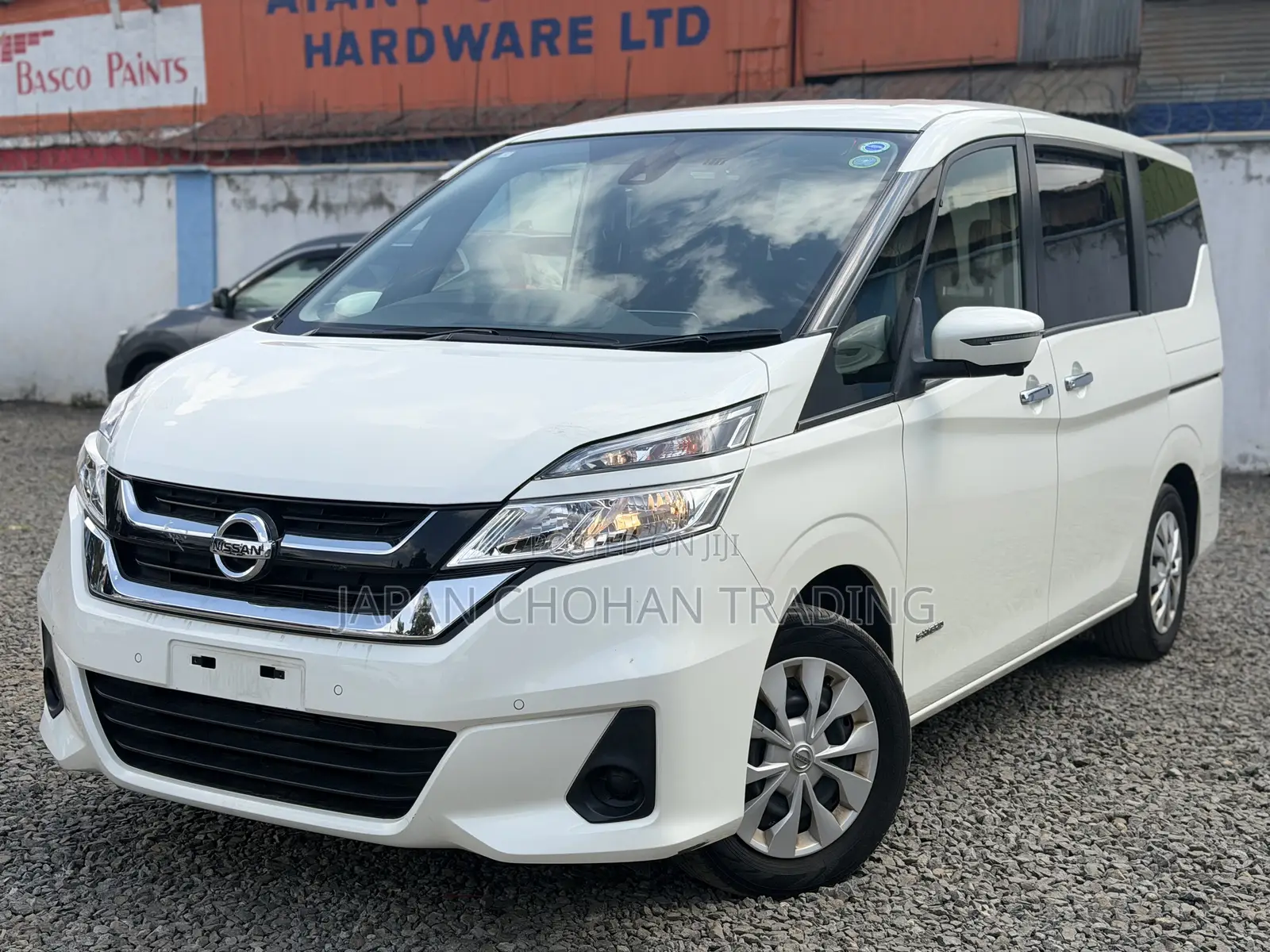 Nissan Serena 2019 White