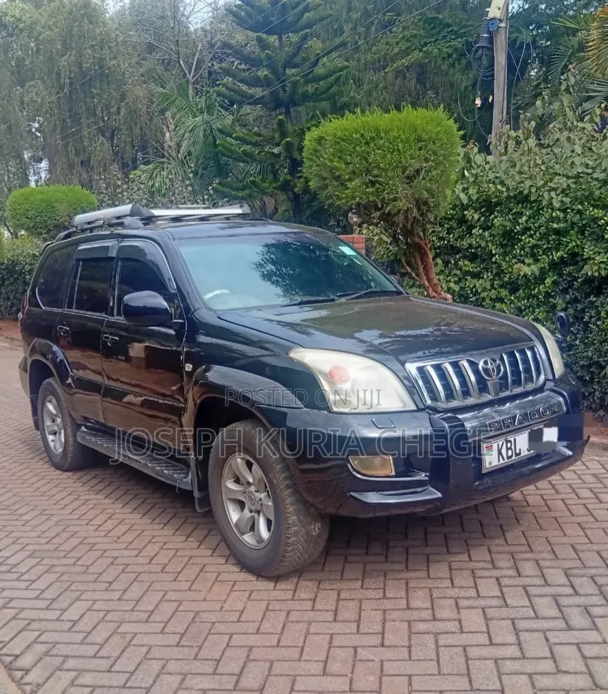 Toyota Land Cruiser Prado 2005 Black