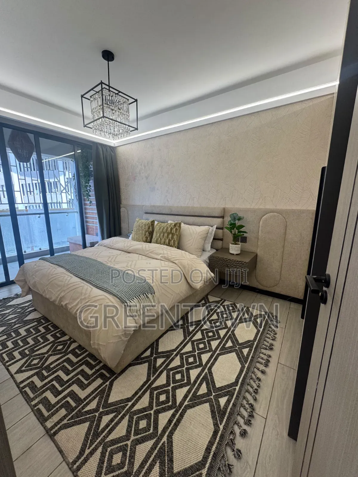 1bdrm Apartment in Super Westbury, Spring Valley for sale