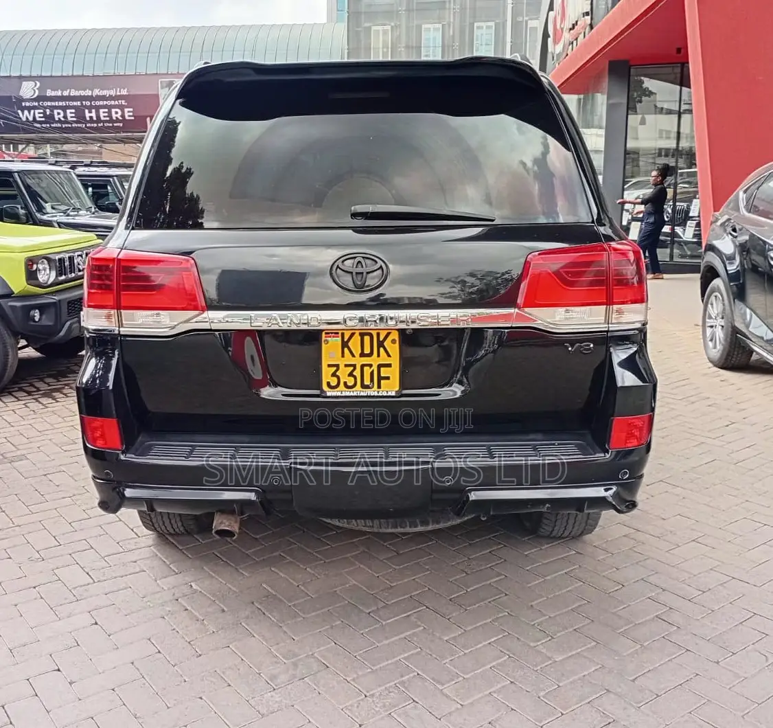 Toyota Land Cruiser 2018 Black