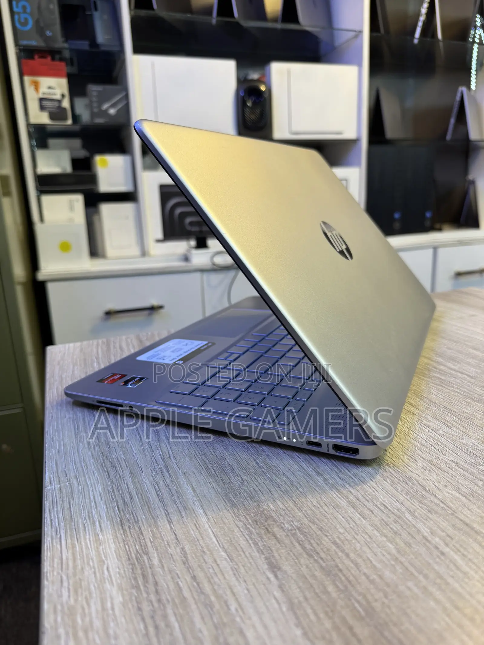 Laptop HP 15-da2933nia 8GB AMD Ryzen 3 SSD 256GB