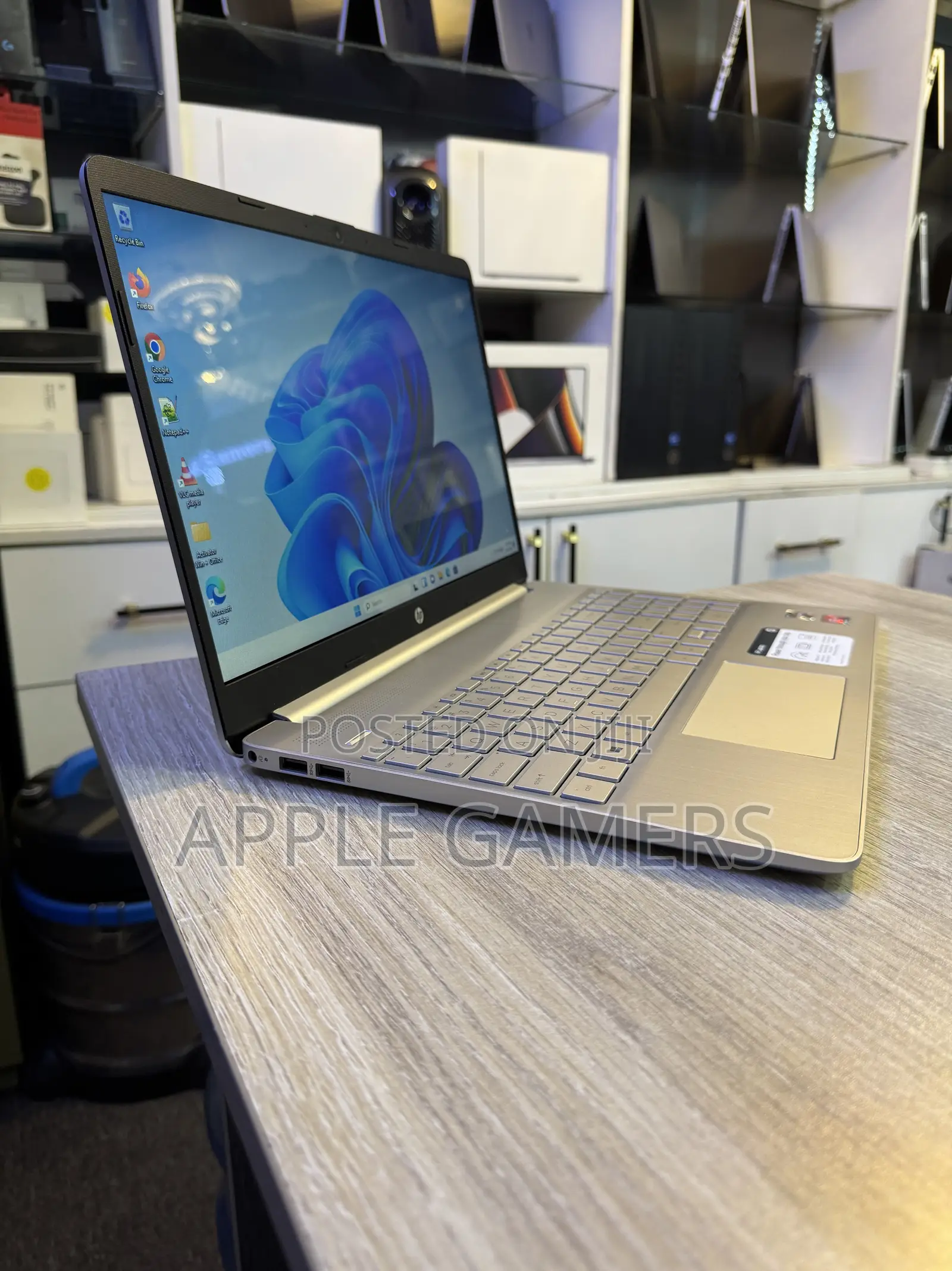 Laptop HP 15-da2933nia 8GB AMD Ryzen 3 SSD 256GB