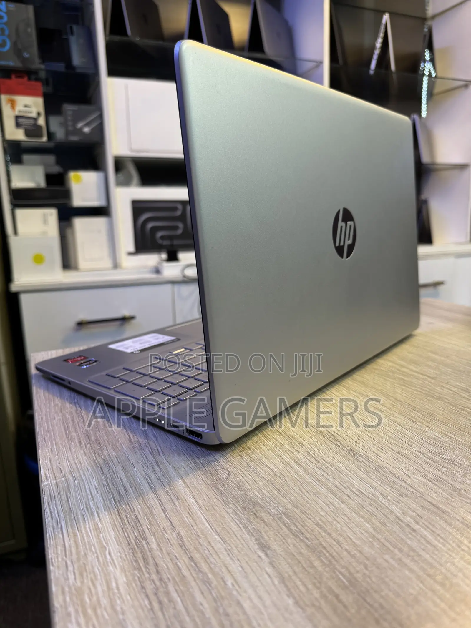 Laptop HP 15-da2933nia 8GB AMD Ryzen 3 SSD 256GB