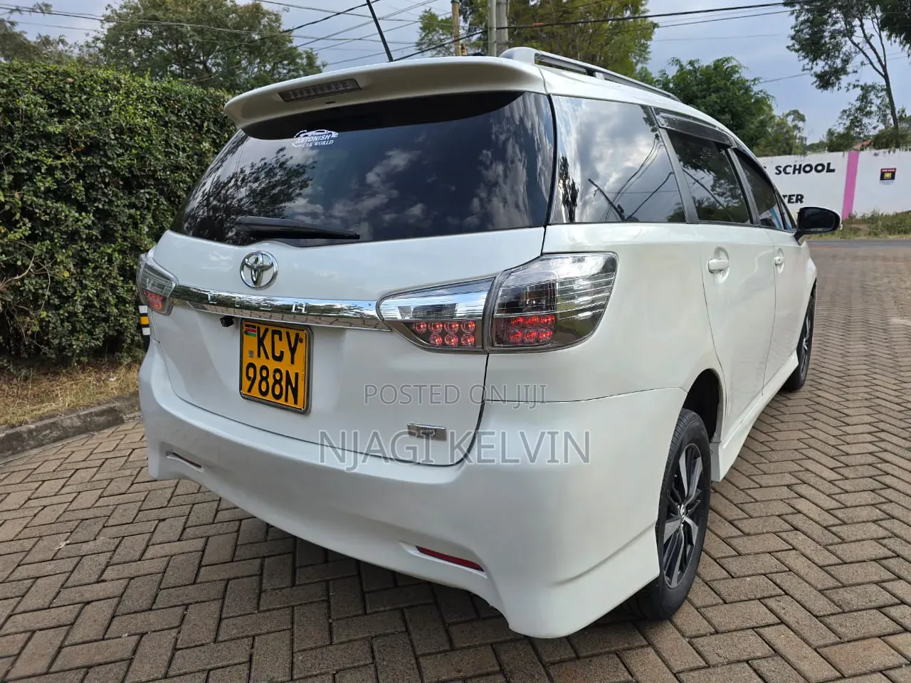 Toyota Wish 2013 Pearl