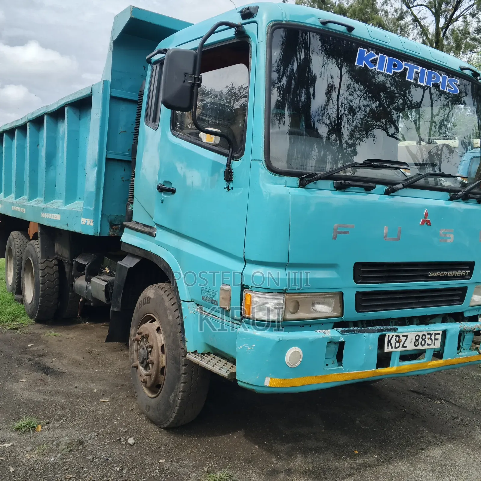 Mitsubishi Fuso Super Great Tipper