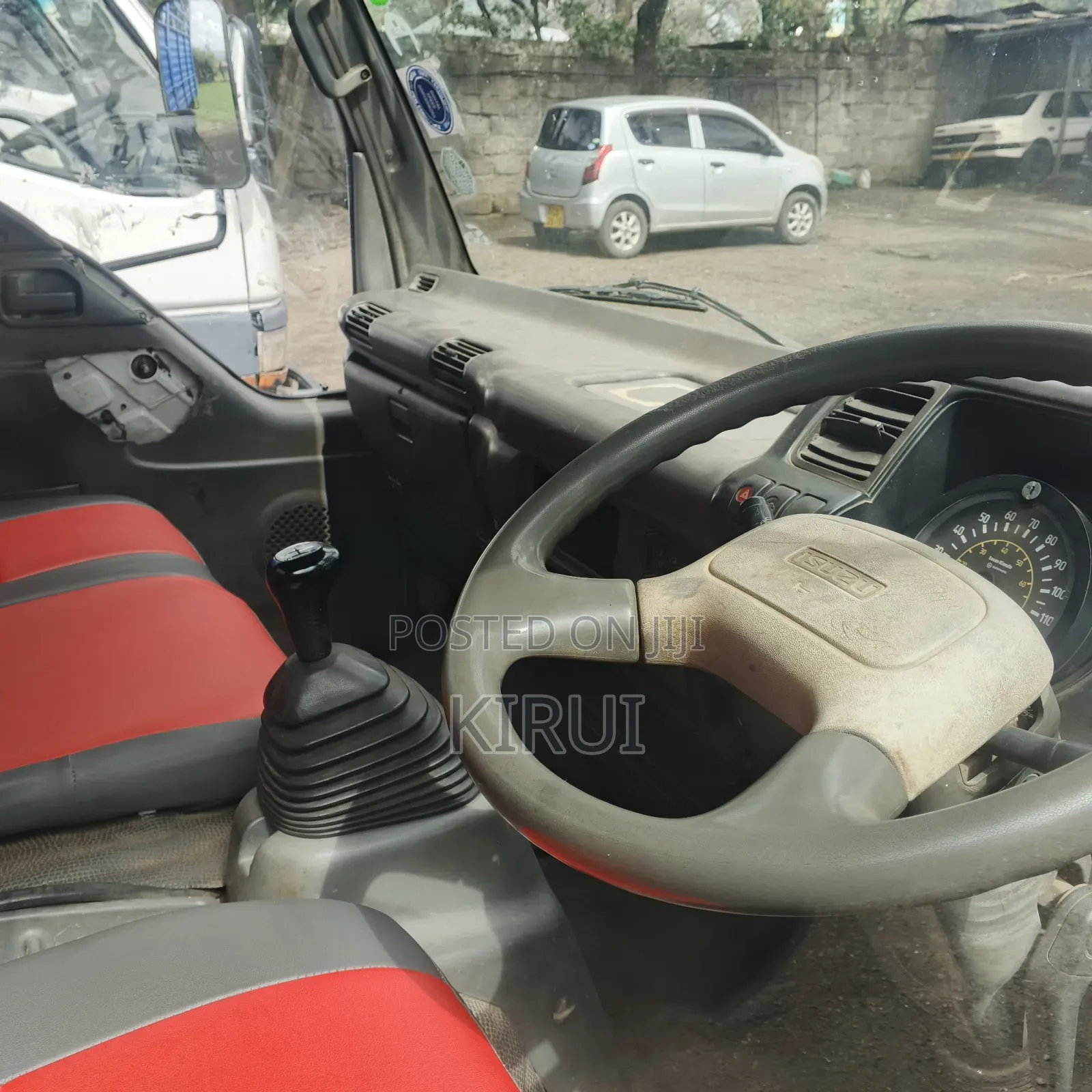 Mitsubishi Fuso Super Great Tipper