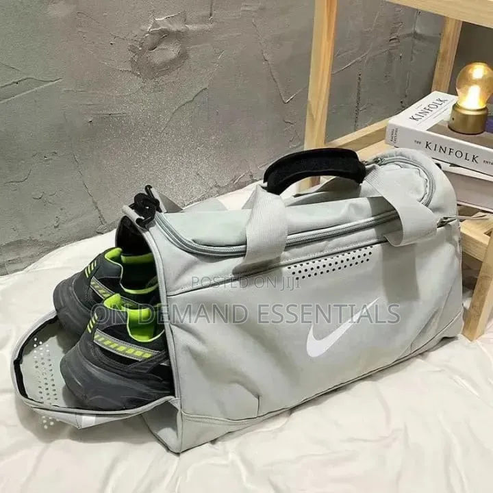 Nike Sports/Travel Bag