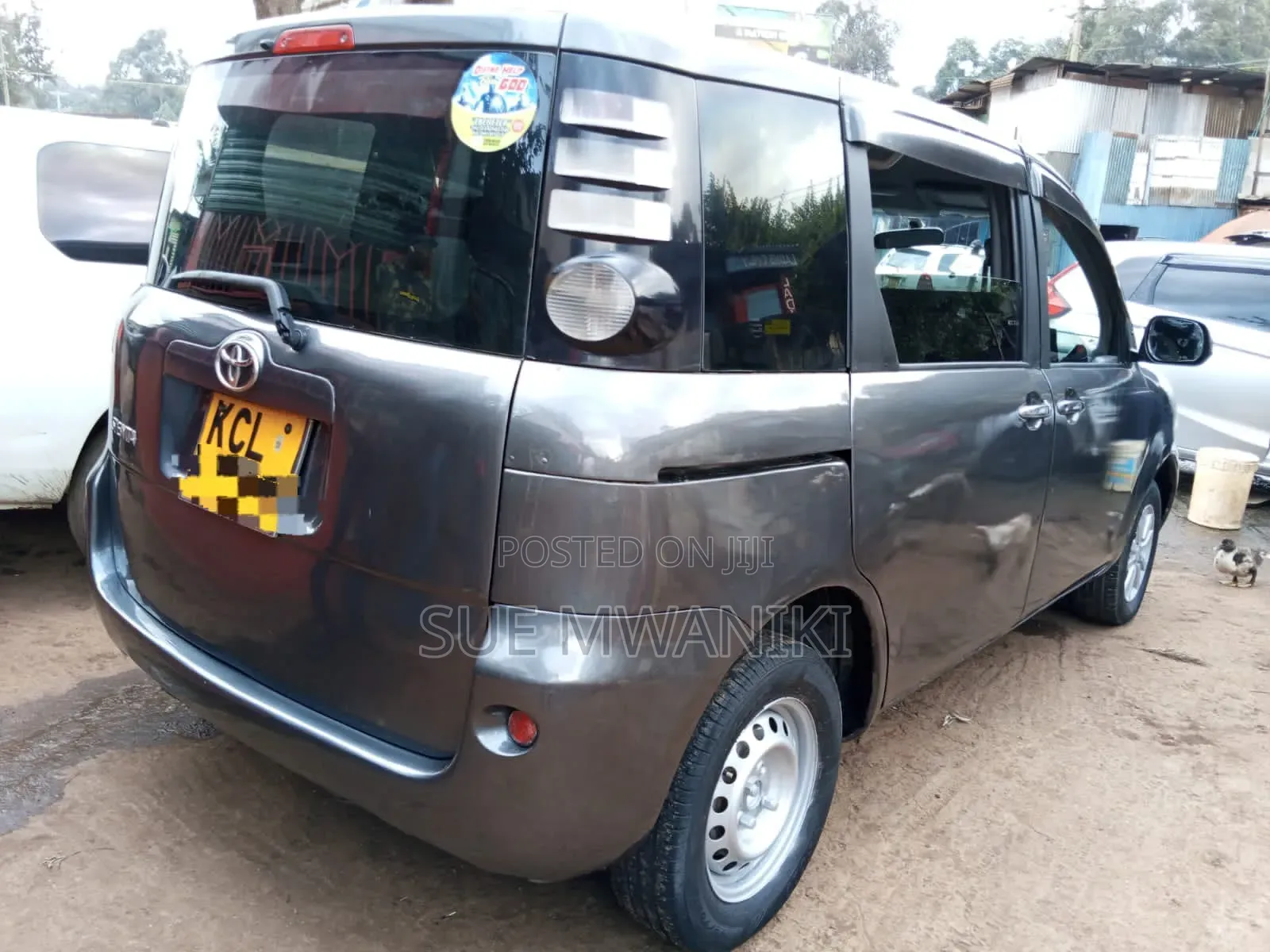 Toyota Sienta 2008 Gray