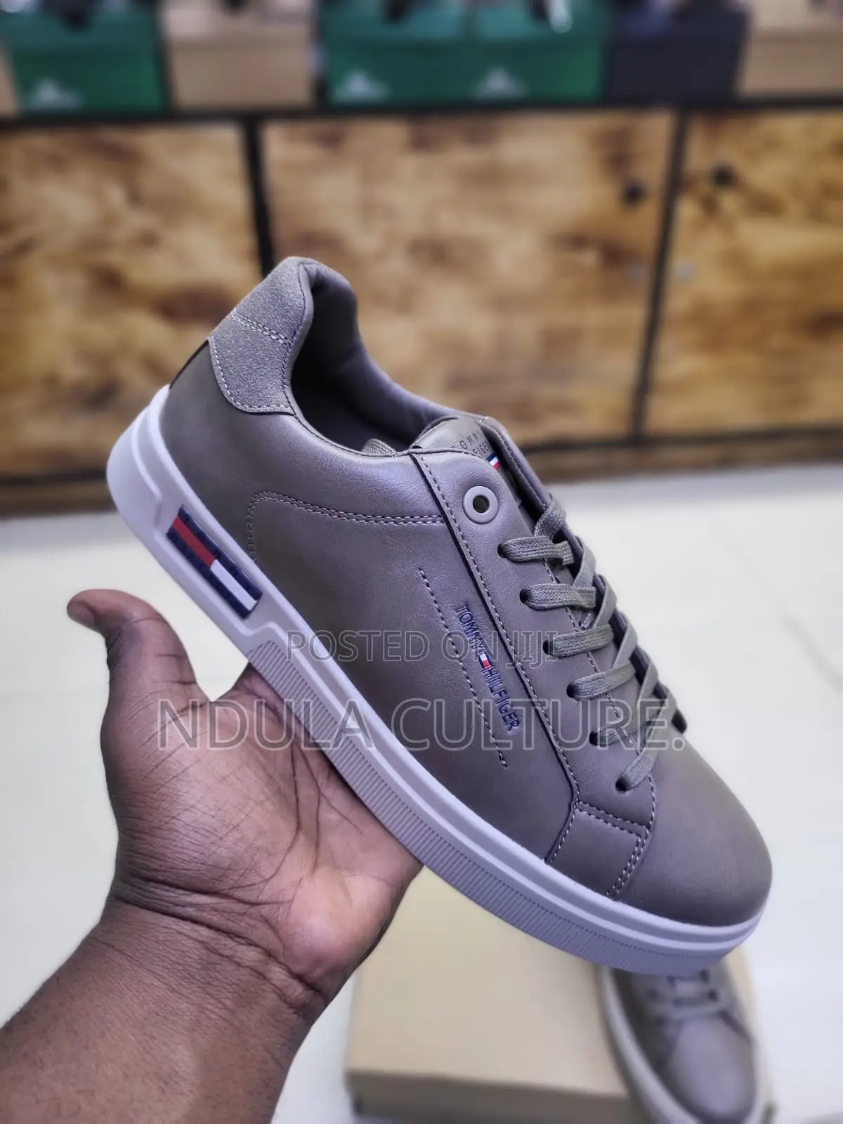 Tommy Tommy Hillfigers