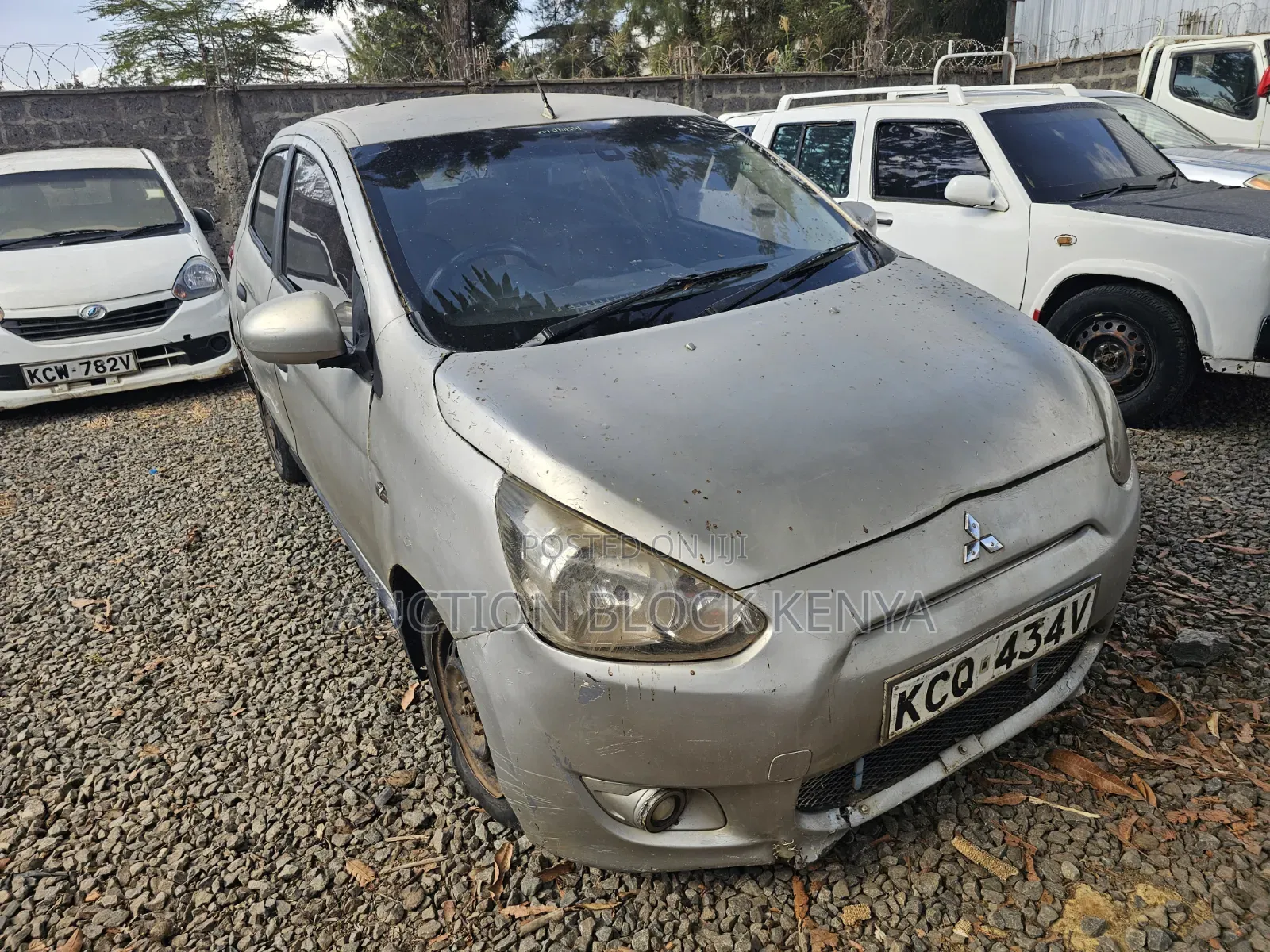 Mitsubishi Mirage 2012 Silver