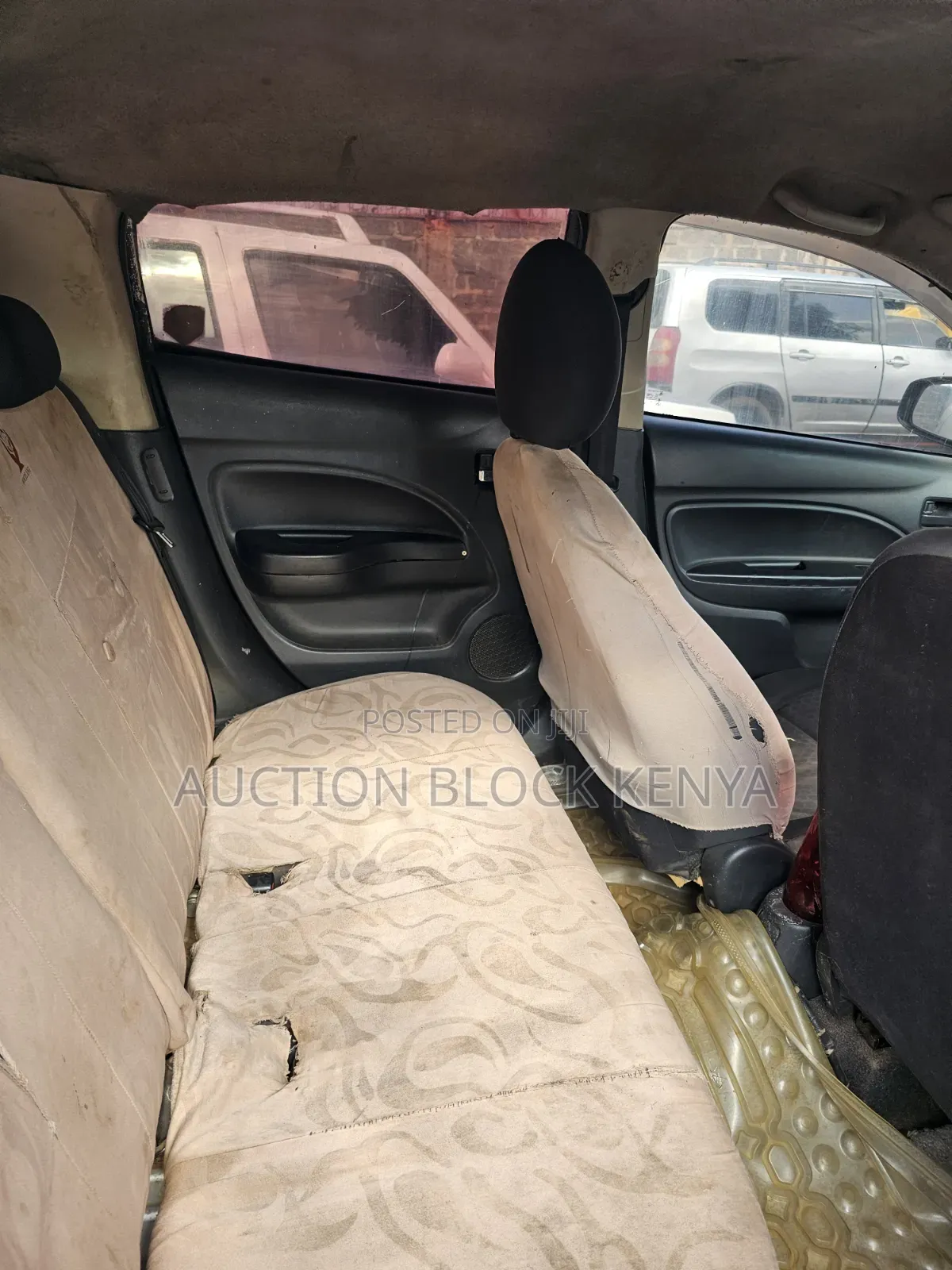 Mitsubishi Mirage 2012 Silver