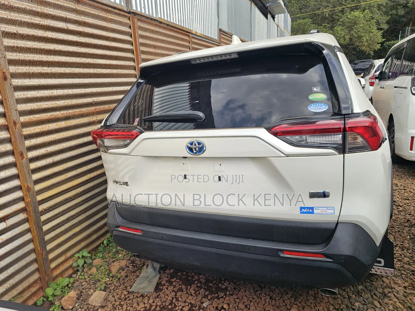 Toyota RAV4 Hybrid 2019 White