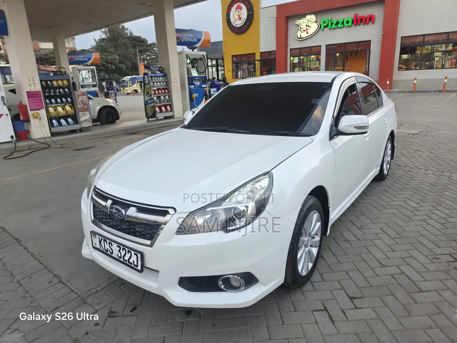 Subaru Legacy 2011 White