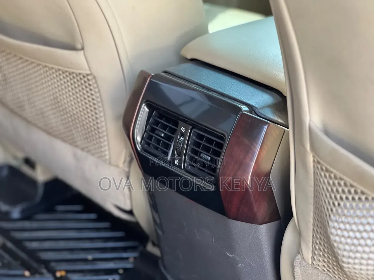Toyota Land Cruiser Prado 2015 White