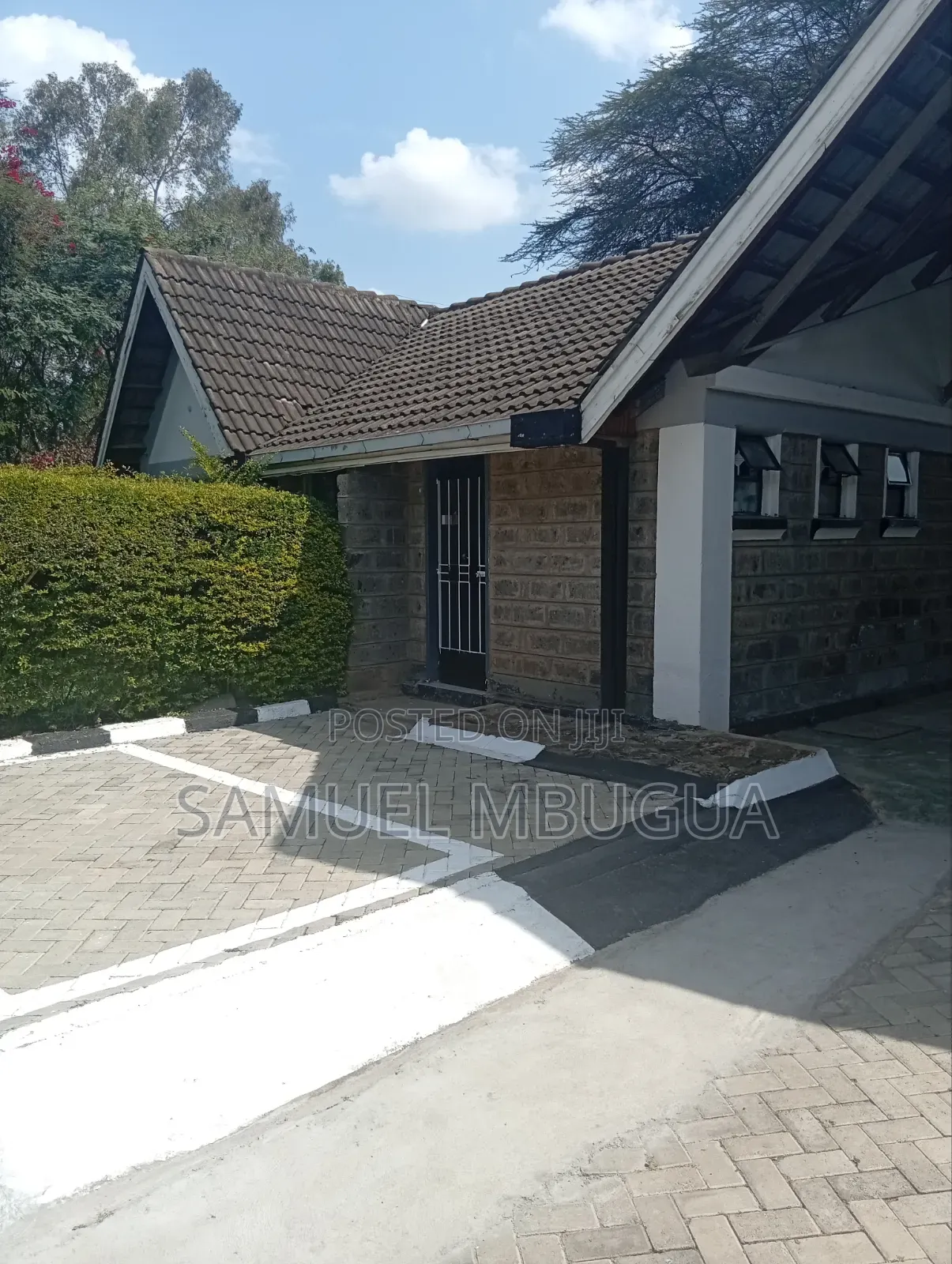 2bdrm Bungalow in Karen for rent
